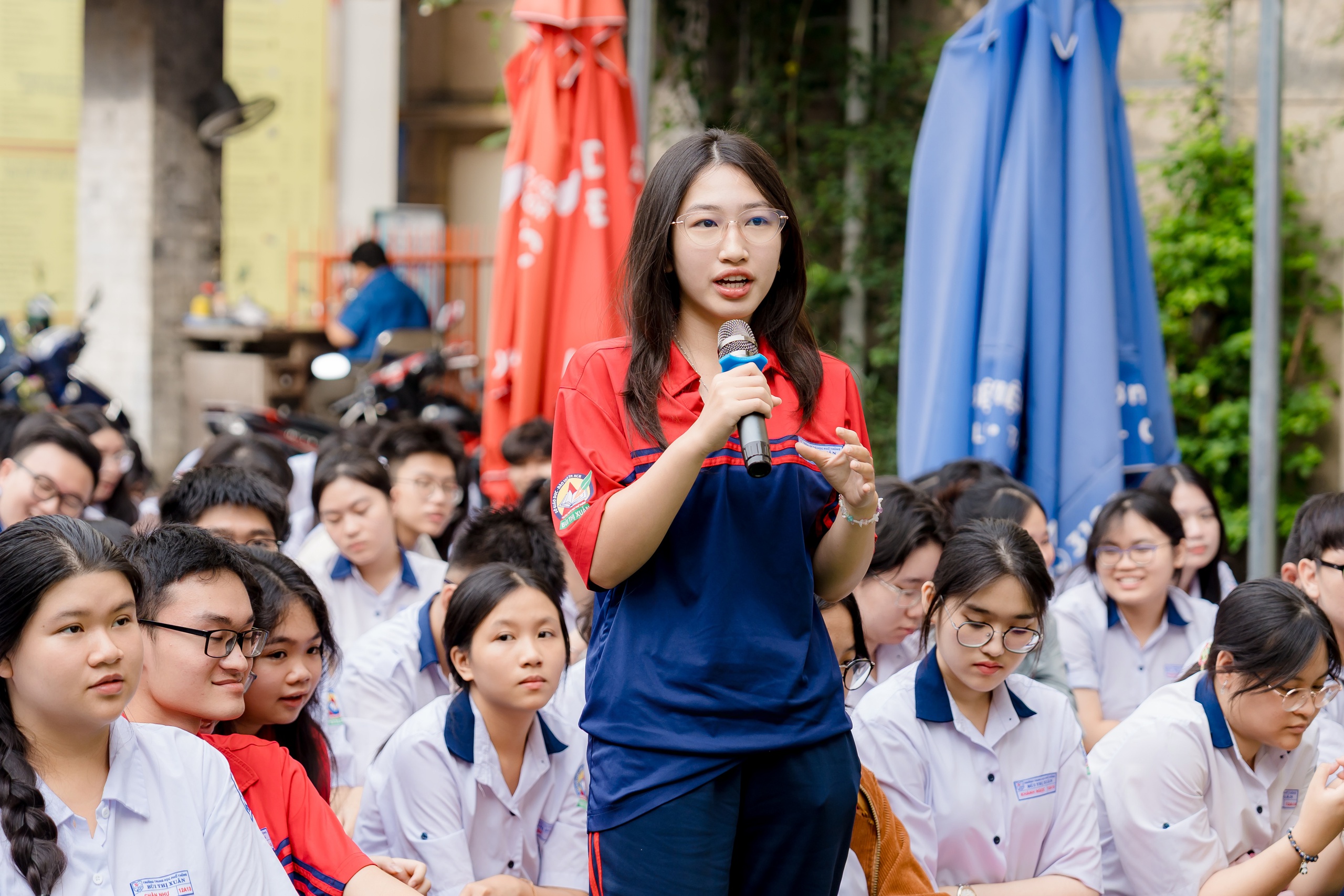 Học sinh có hộ khẩu TP HCM nhưng đang học ở tỉnh, có được hoàn tiền BHYT? - Ảnh 1.