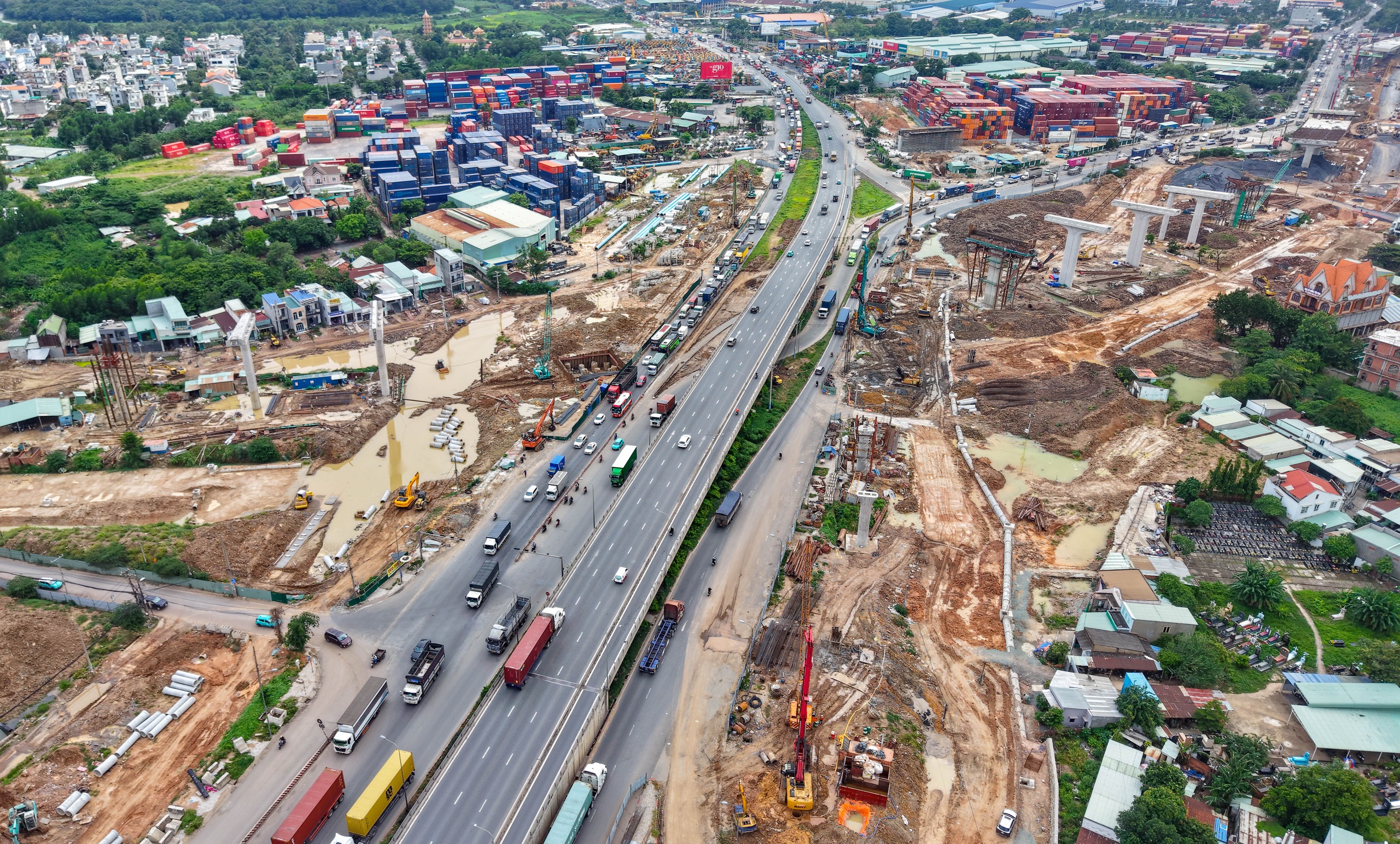 TPHCM kích hoạt hơn 900 dự án hạ tầng giai đoạn 2026-2030 - Ảnh 1.