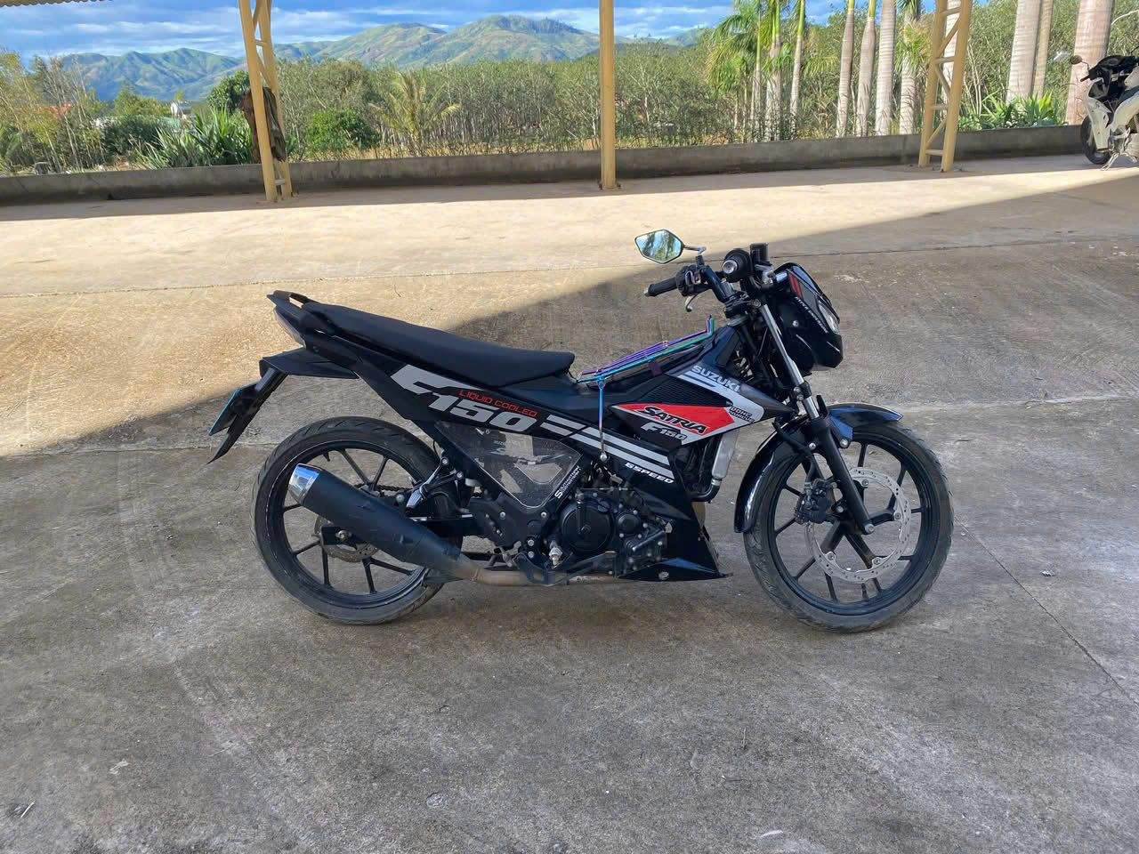 Thanh niên trộm xe máy tại trụ sở công an ở Quảng Ngãi - Ảnh 1.