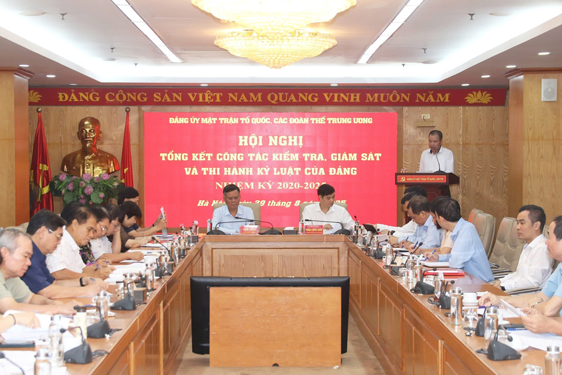 Đổi mới mạnh mẽ phương pháp kiểm tra, giám sát - Ảnh 1. Đổi mới mạnh mẽ phương pháp kiểm tra, giám sát - Ảnh 1.