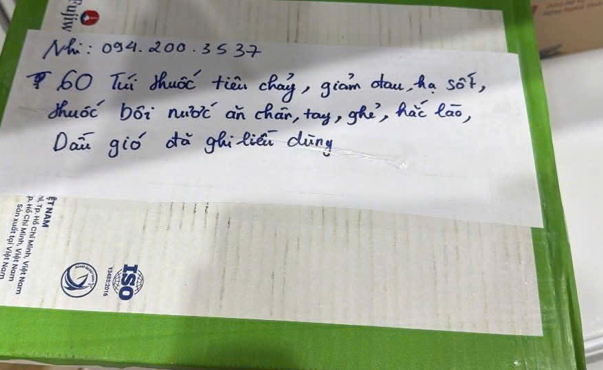 Đà Nẵng chung tay cứu trợ đồng bào vùng lũ Đắk Lắk đầy Xúc động - Ảnh 4. Đà Nẵng chung tay cứu trợ đồng bào vùng lũ Đắk Lắk đầy Xúc động - Ảnh 4.
