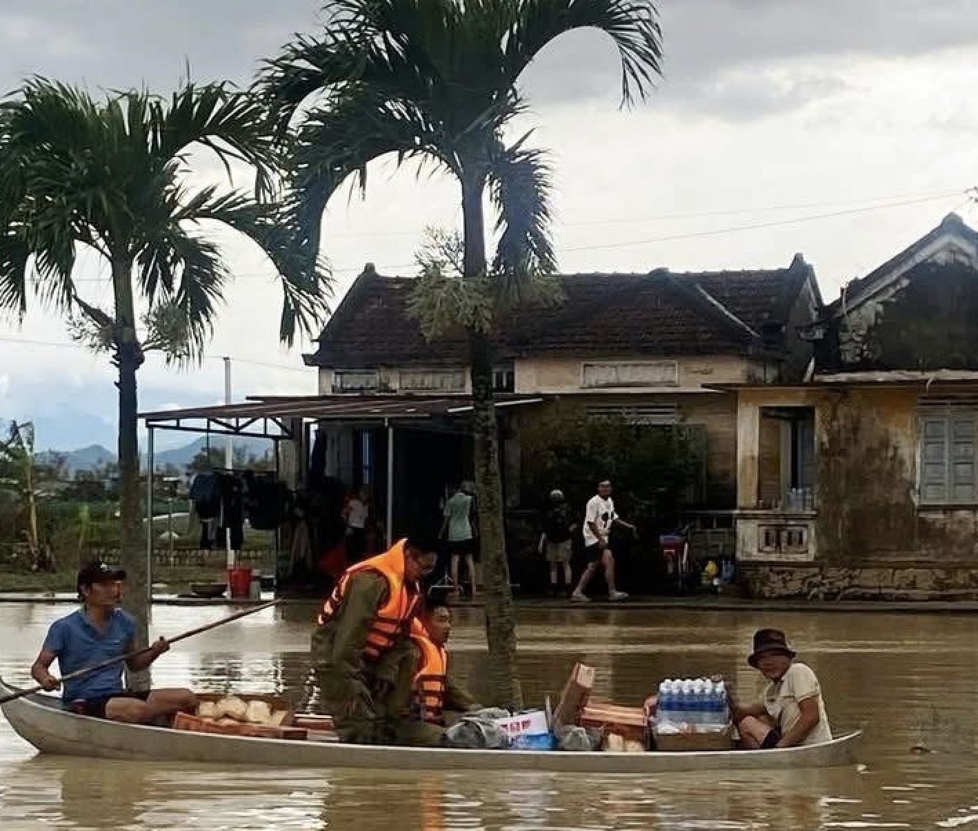 “Rốn lũ” Gia Lai lại phát thông báo khẩn về nguy cơ ngập lụt trên diện rộng - Ảnh 1. “Rốn lũ” Gia Lai lại phát thông báo khẩn về nguy cơ ngập lụt trên diện rộng - Ảnh 1.