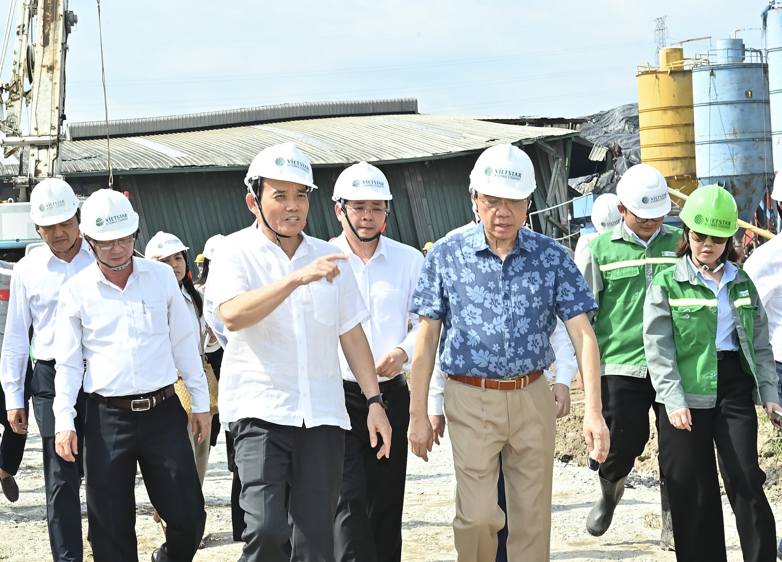 - Ảnh 3. - Ảnh 3.