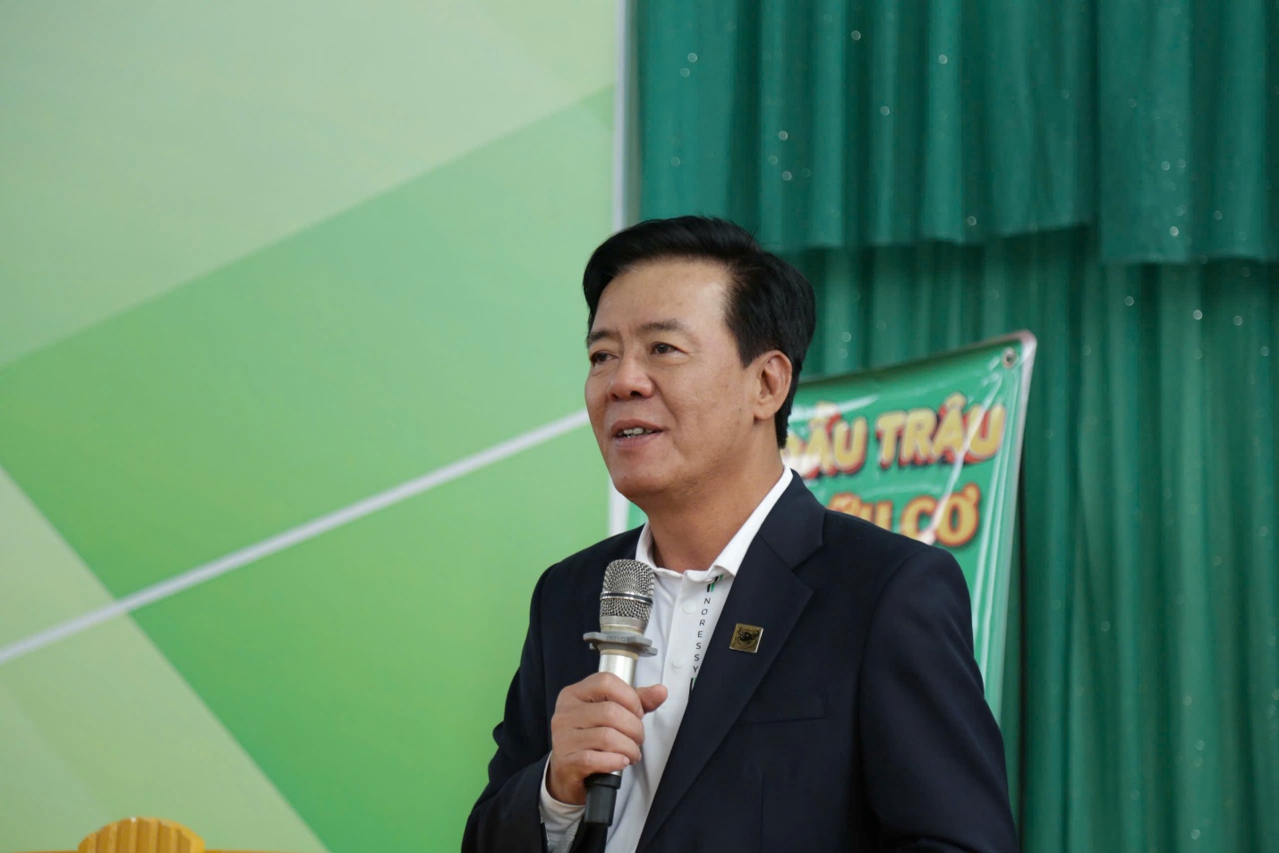 Bình Điền trao 1.600 gói sinh kế giúp nông dân Thanh Hóa tái thiết sản xuất sau bão lũ - Ảnh 3.