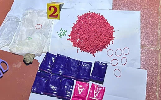 Bí mật trong xe taxi chở 3 người đàn ông đi tìm “của lạ” trong đêm - Ảnh 2.