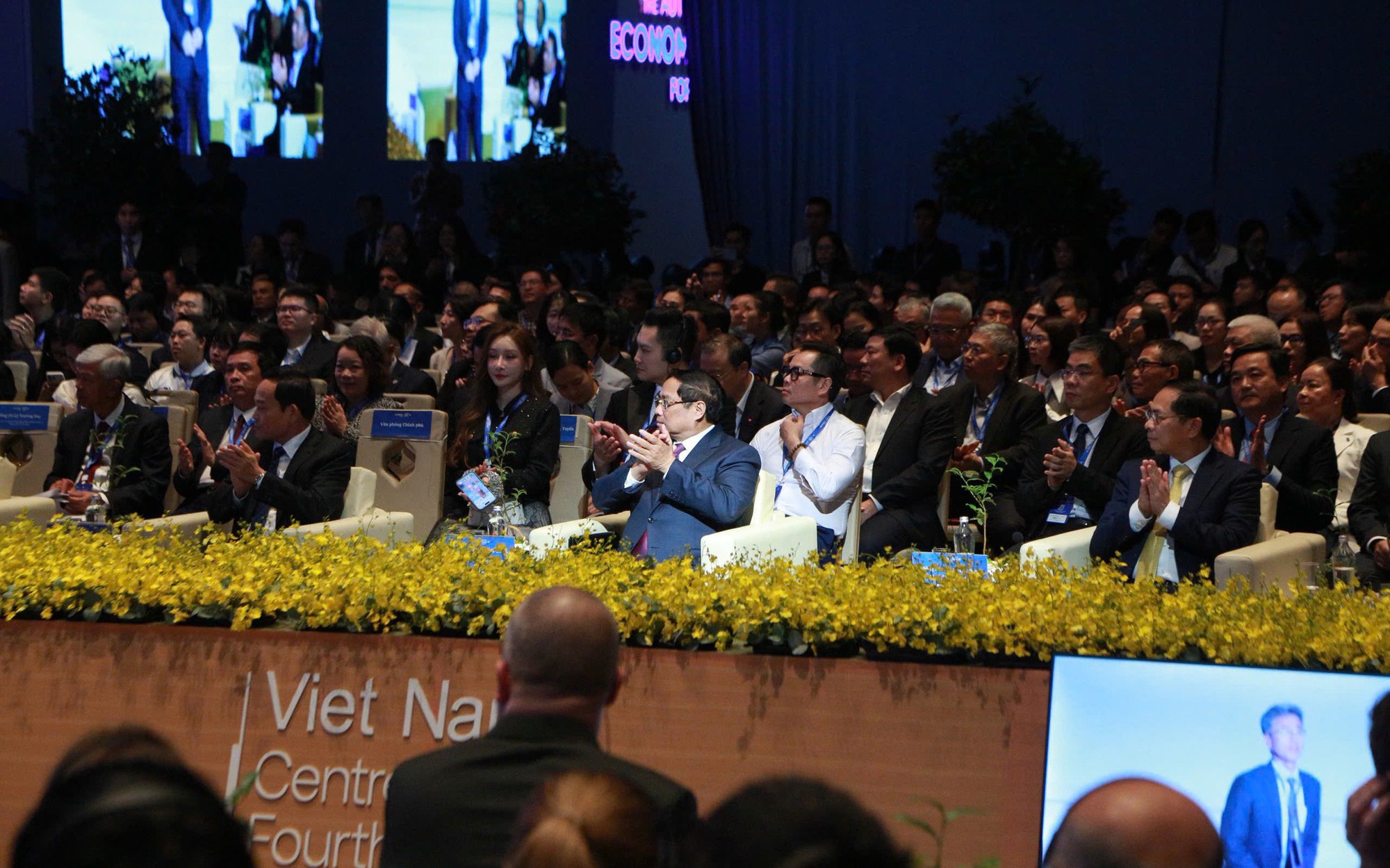 TP HCM hợp tác với Binance phát triển Trung tâm Tài chính quốc tế Việt Nam - Ảnh 2. TP HCM hợp tác với Binance phát triển Trung tâm Tài chính quốc tế Việt Nam - Ảnh 2.