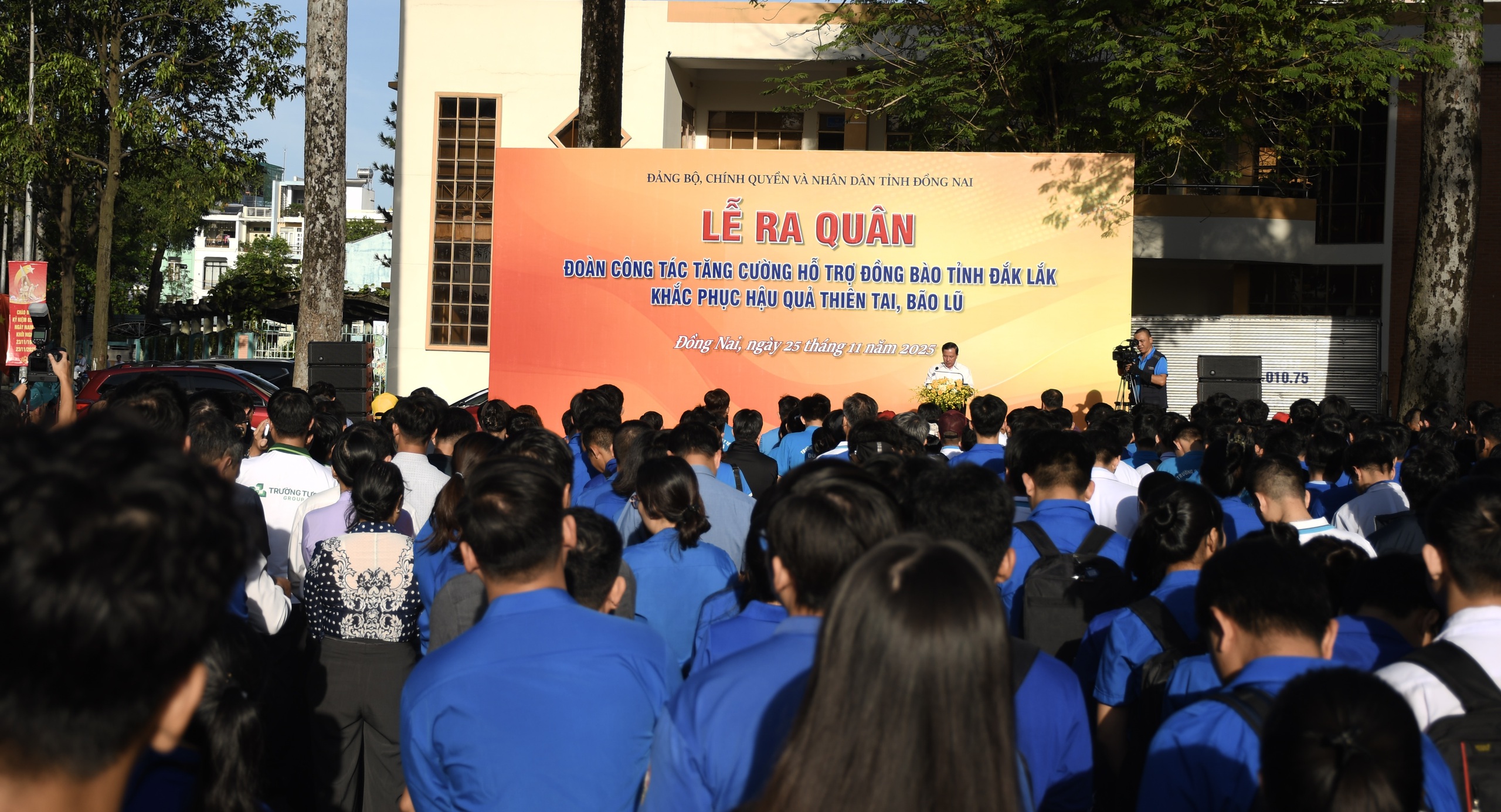 Đồng Nai hỗ trợ Đắk Lắk khắc phục thiên tai với hàng trăm người và vật phẩm cứu trợ - Ảnh 4. Đồng Nai hỗ trợ Đắk Lắk khắc phục thiên tai với hàng trăm người và vật phẩm cứu trợ - Ảnh 4.