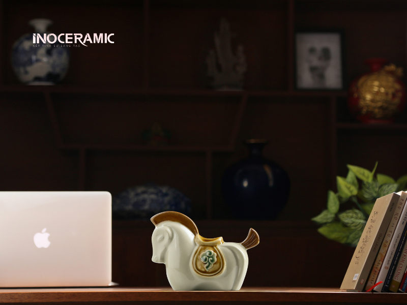 Gốm Sứ Sáng Tạo ra mắt Bộ sưu tập Tượng Ngựa Bính Ngọ nâng tầm biểu tượng