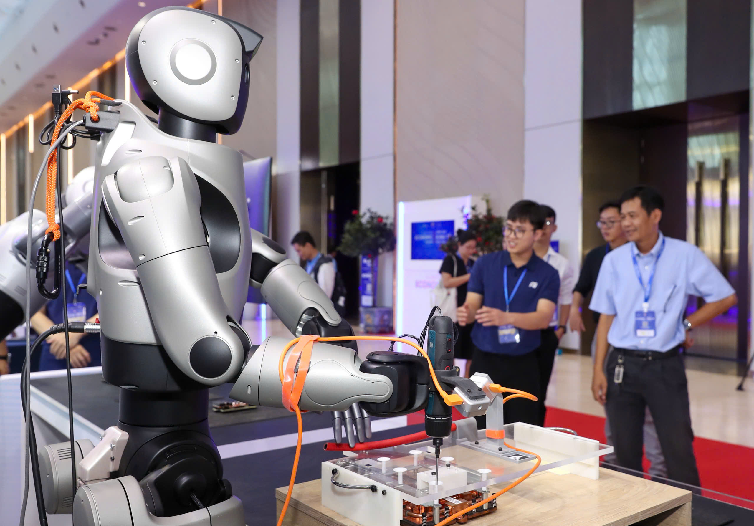 Hàng loạt công nghệ tương lai tại diễn đàn Kinh tế Mùa thu 2025 tại TP HCM - Ảnh 12.