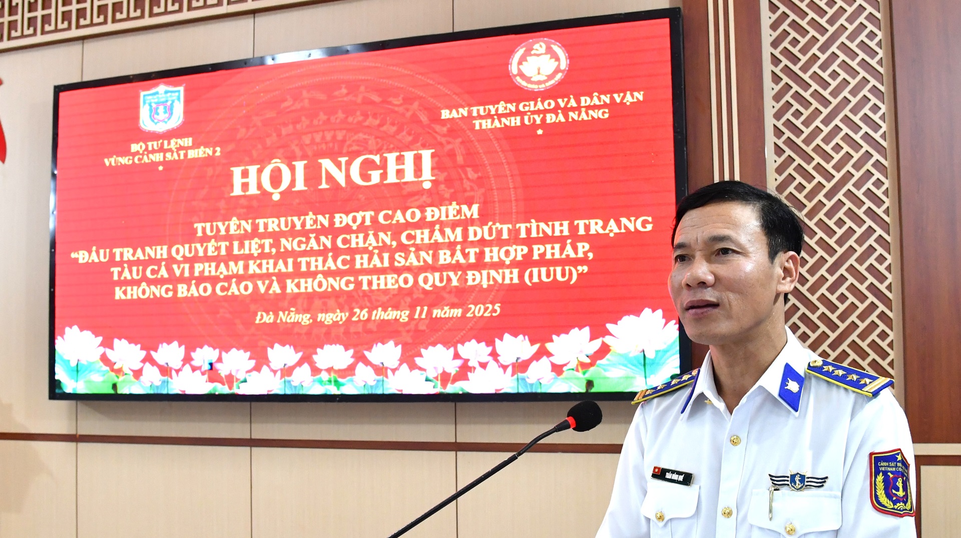 Phạt hành chính 657 vụ, khởi tố 2 vụ án liên quan khai thác hải sản bất hợp pháp - Ảnh 1.