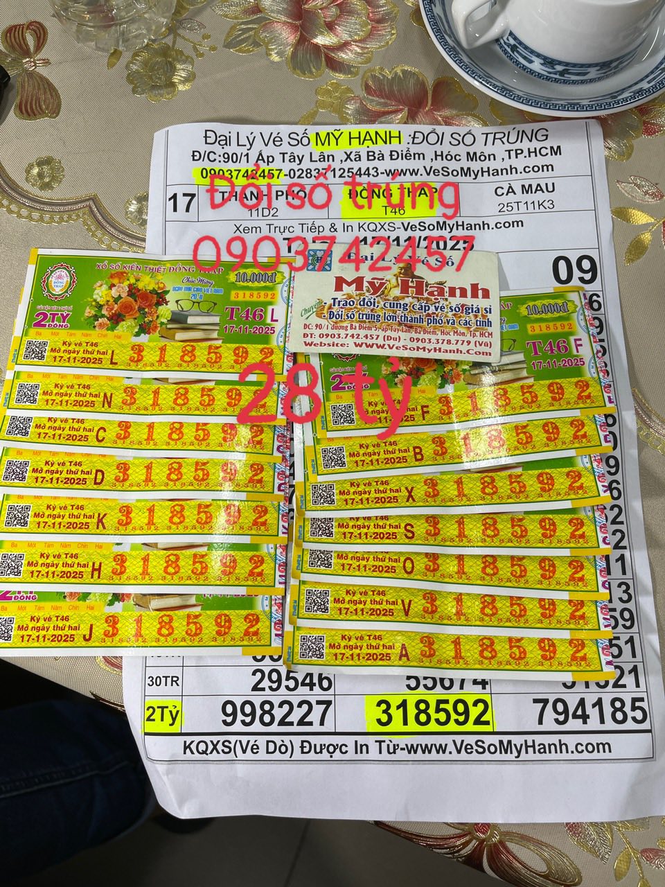 Thầy giáo TPHCM trúng 4 tỉ đồng Xổ số miền Nam , nhận tiền mặt - Ảnh 3.