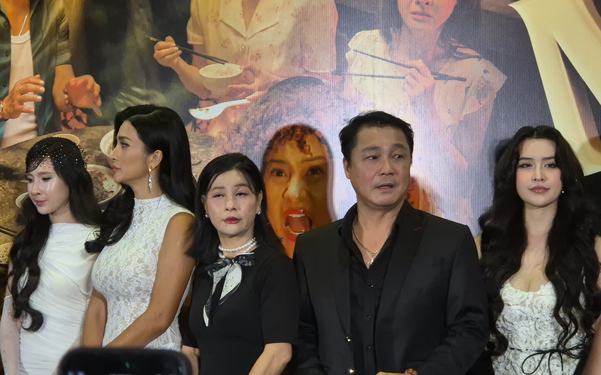 Sức hấp dẫn từ vai diễn - Ảnh 5.