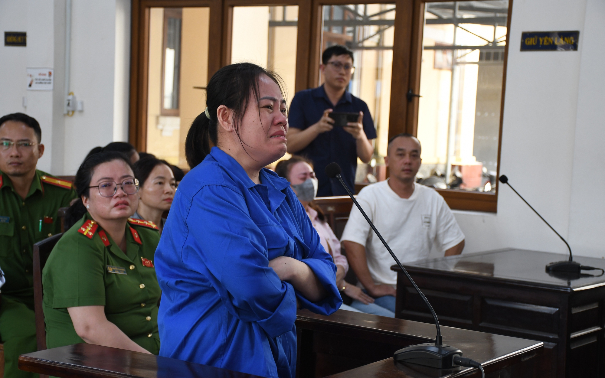 Người phụ nữ đầu độc 4 người thân và bức thư xin lỗi gây chấn động - Ảnh 2. Người phụ nữ đầu độc 4 người thân và bức thư xin lỗi gây chấn động - Ảnh 2.