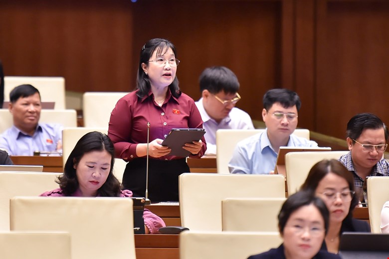 Thuốc lá điện tử đang tấn công thế hệ trẻ cần cấm kinh doanh ngay lập tức - Ảnh 1.