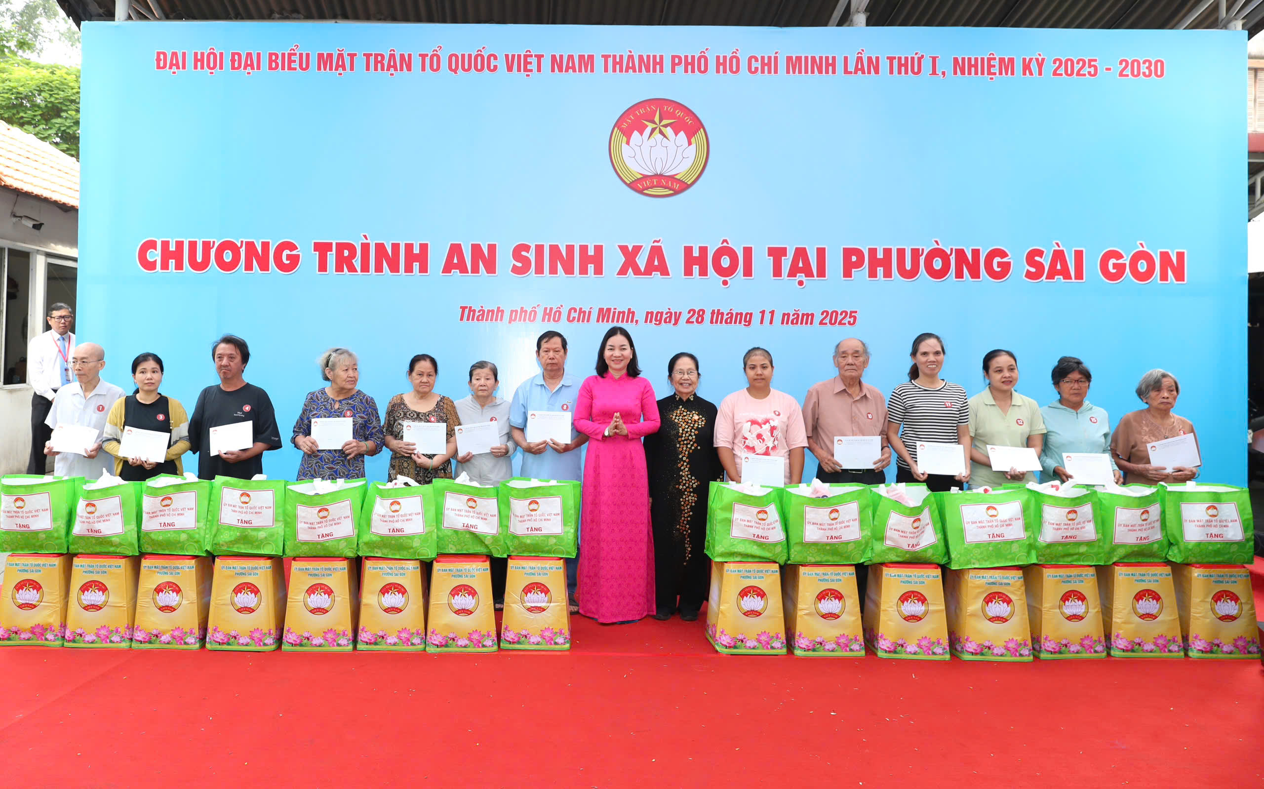 Hơi ấm an sinh trước Đại hội đại biểu ủy ban MTTQ Việt Nam TPHCM lần I - Ảnh 6. Hơi ấm an sinh trước Đại hội đại biểu ủy ban MTTQ Việt Nam TPHCM lần I - Ảnh 6.
