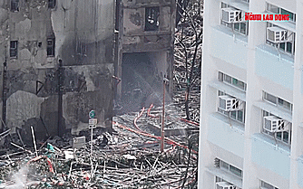 Lời kể ám ảnh của cư dân sống sót trong biển lửa ở Hồng Kông - Ảnh 2.