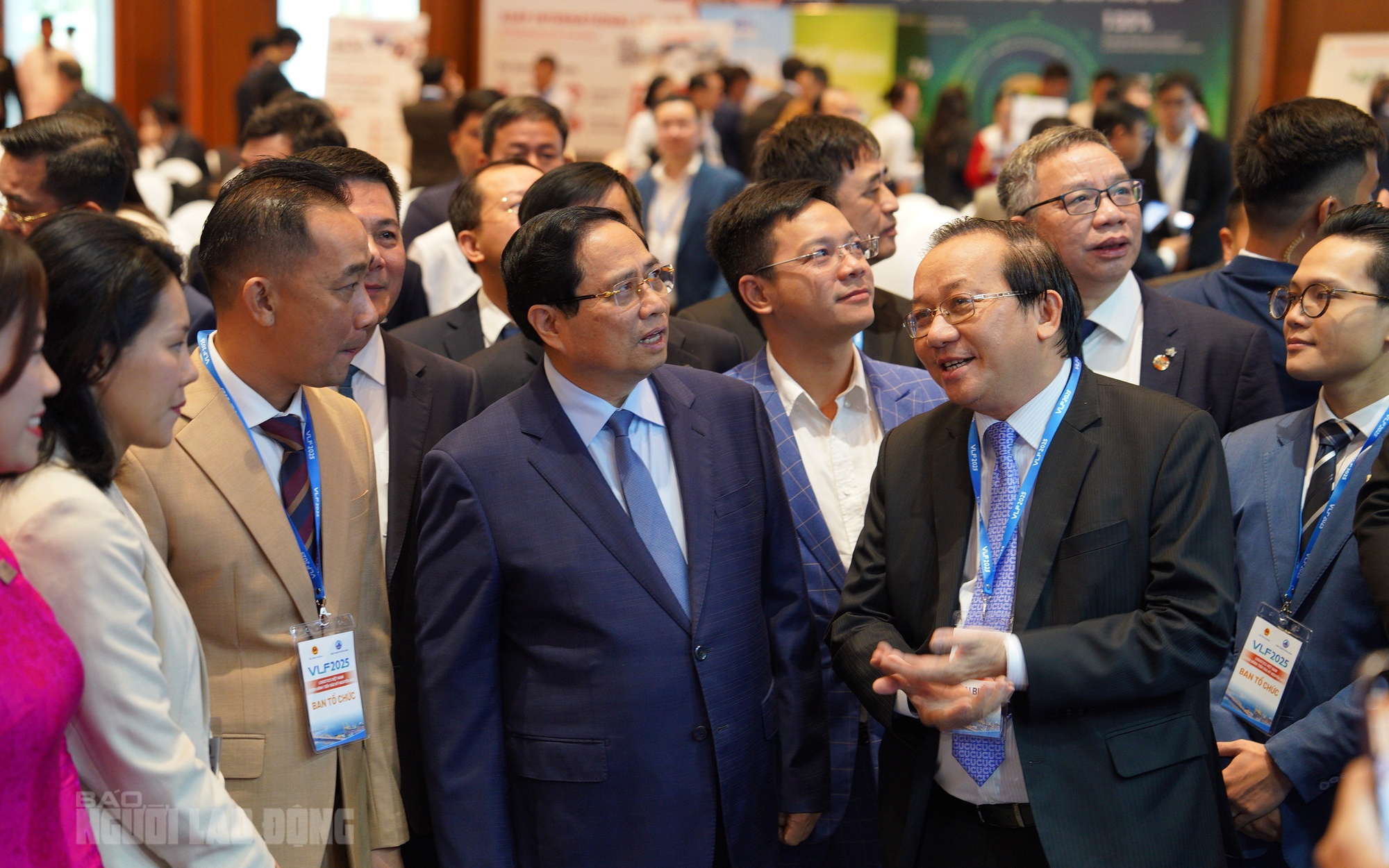 Đưa Việt Nam thành trung tâm logistics hàng đầu - Ảnh 2.