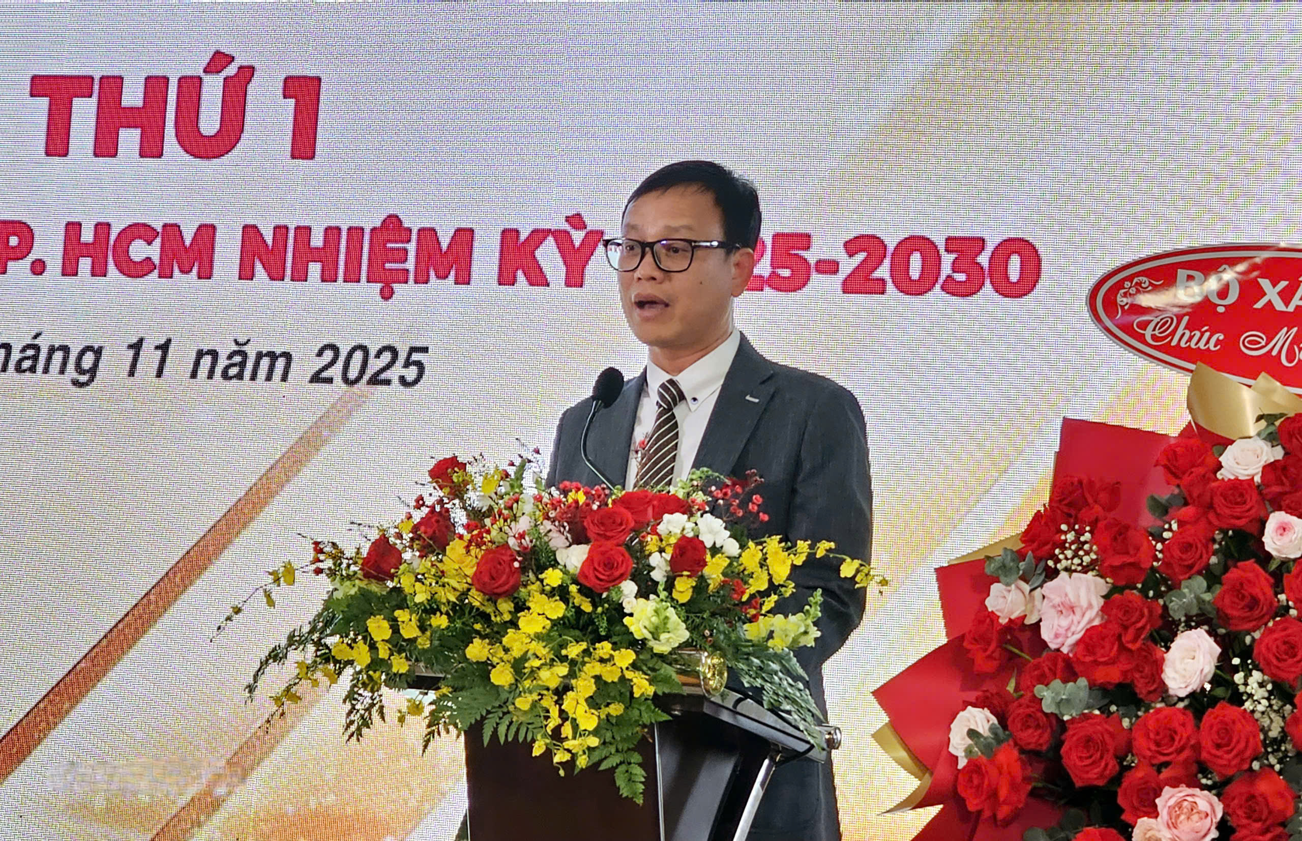 TS Lê Như Thạch giữ chức Chủ tịch Hội Khoa học Kỹ thuật Xây dựng TPHCM - Ảnh 2. TS Lê Như Thạch giữ chức Chủ tịch Hội Khoa học Kỹ thuật Xây dựng TPHCM - Ảnh 2.