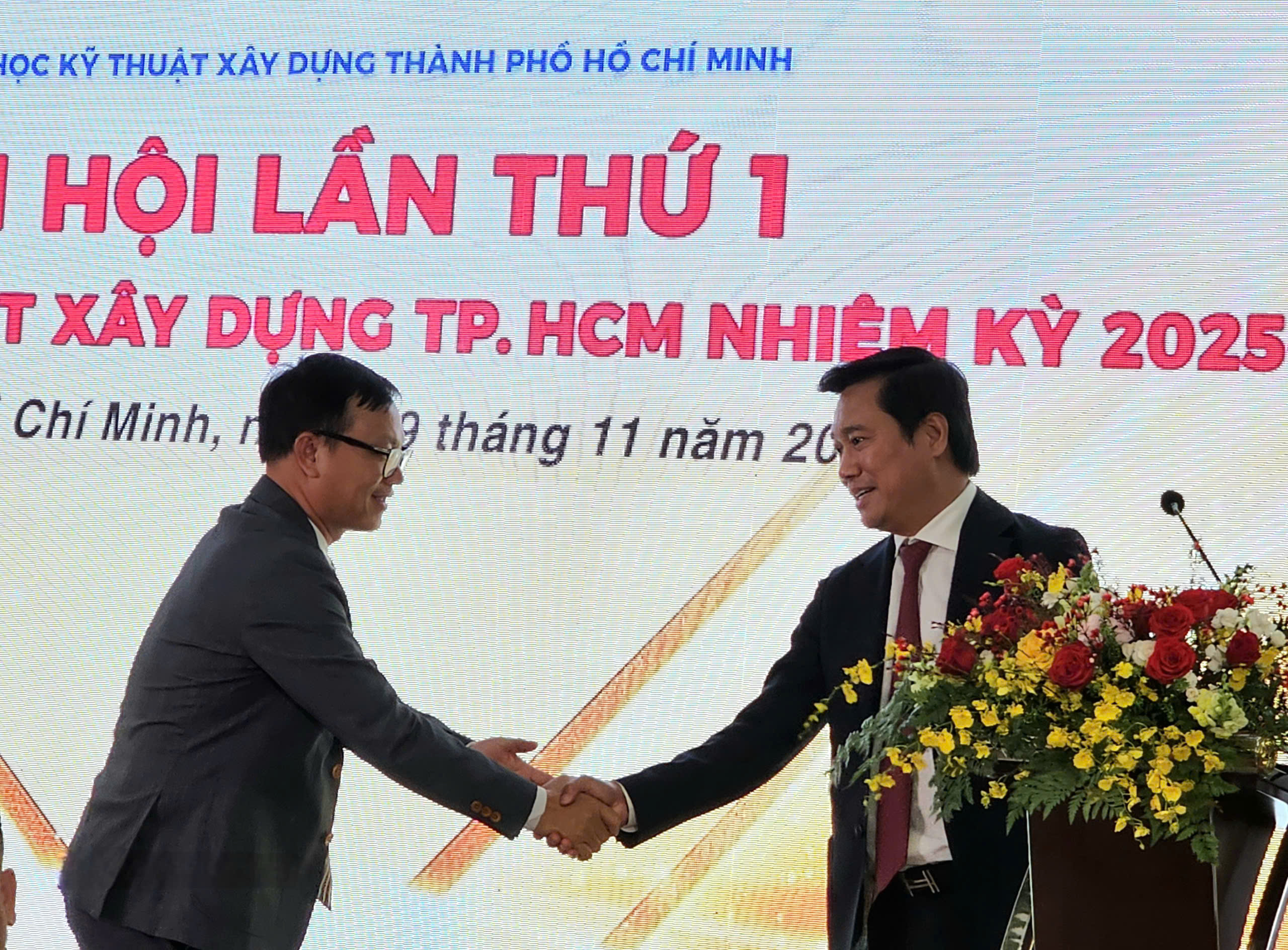 TS Lê Như Thạch giữ chức Chủ tịch Hội Khoa học Kỹ thuật Xây dựng TPHCM - Ảnh 3. TS Lê Như Thạch giữ chức Chủ tịch Hội Khoa học Kỹ thuật Xây dựng TPHCM - Ảnh 3.