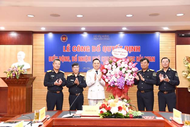 Ông Nguyễn Thành Hưng được bổ nhiệm giữ chức Phó Cục trưởng Cục Hải quan - Ảnh 2.
