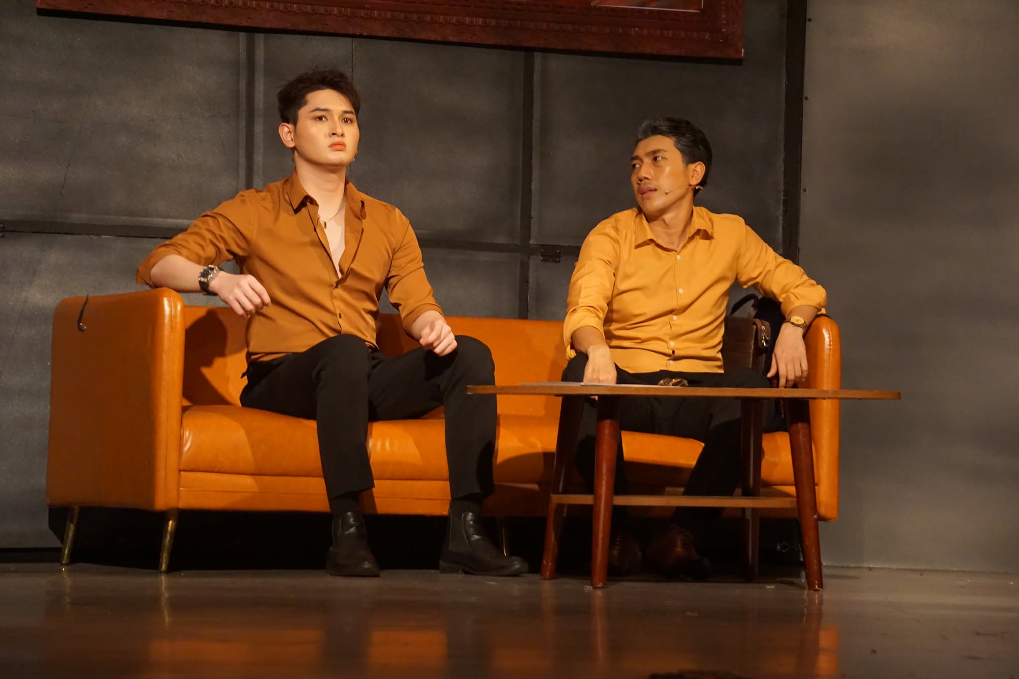 Khóc, cười trong bóng tối "Nhà xác" với Việt Hương, Mai Ka, Võ Minh Khải - Ảnh 1.