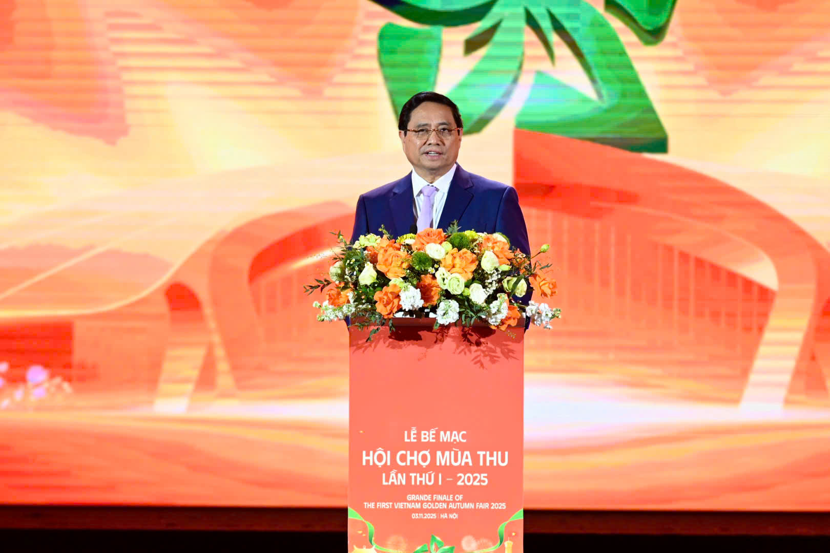 Hội chợ Mùa Thu 2025 đạt doanh thu kỷ lục , Thủ tướng chỉ đạo tổ chức Hội chợ Mùa Xuân - Ảnh 1.