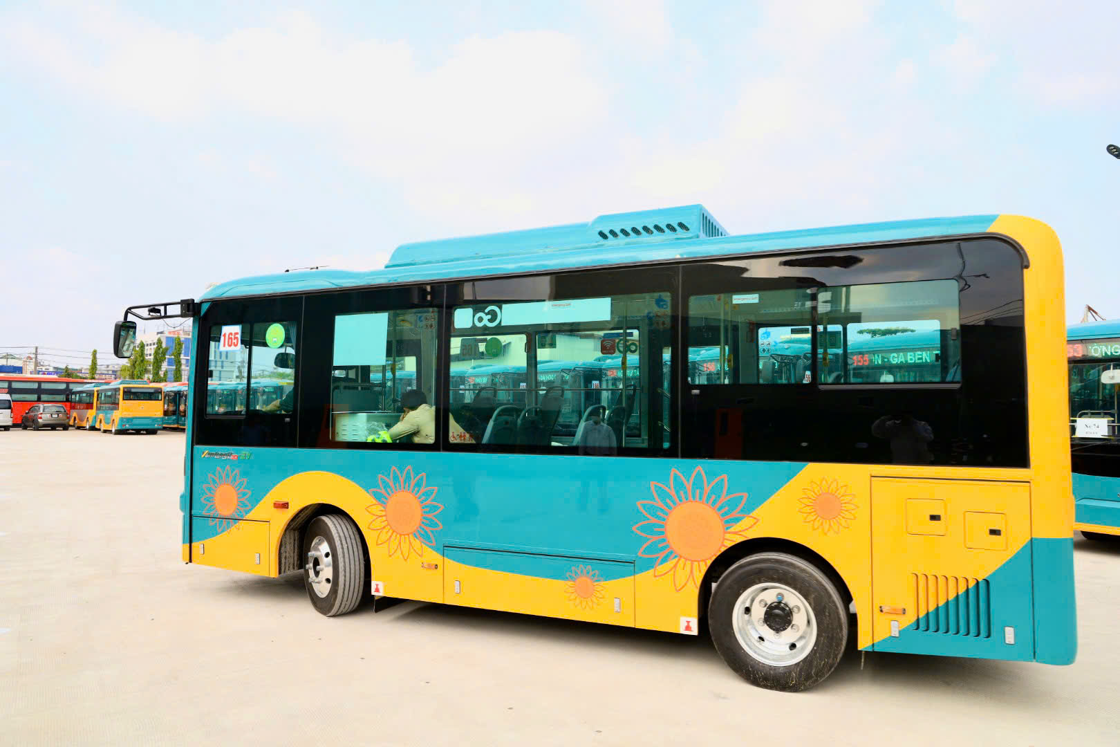 Côn Đảo sắp có tuyến xe buýt điện đầu tiên - Ảnh 1.