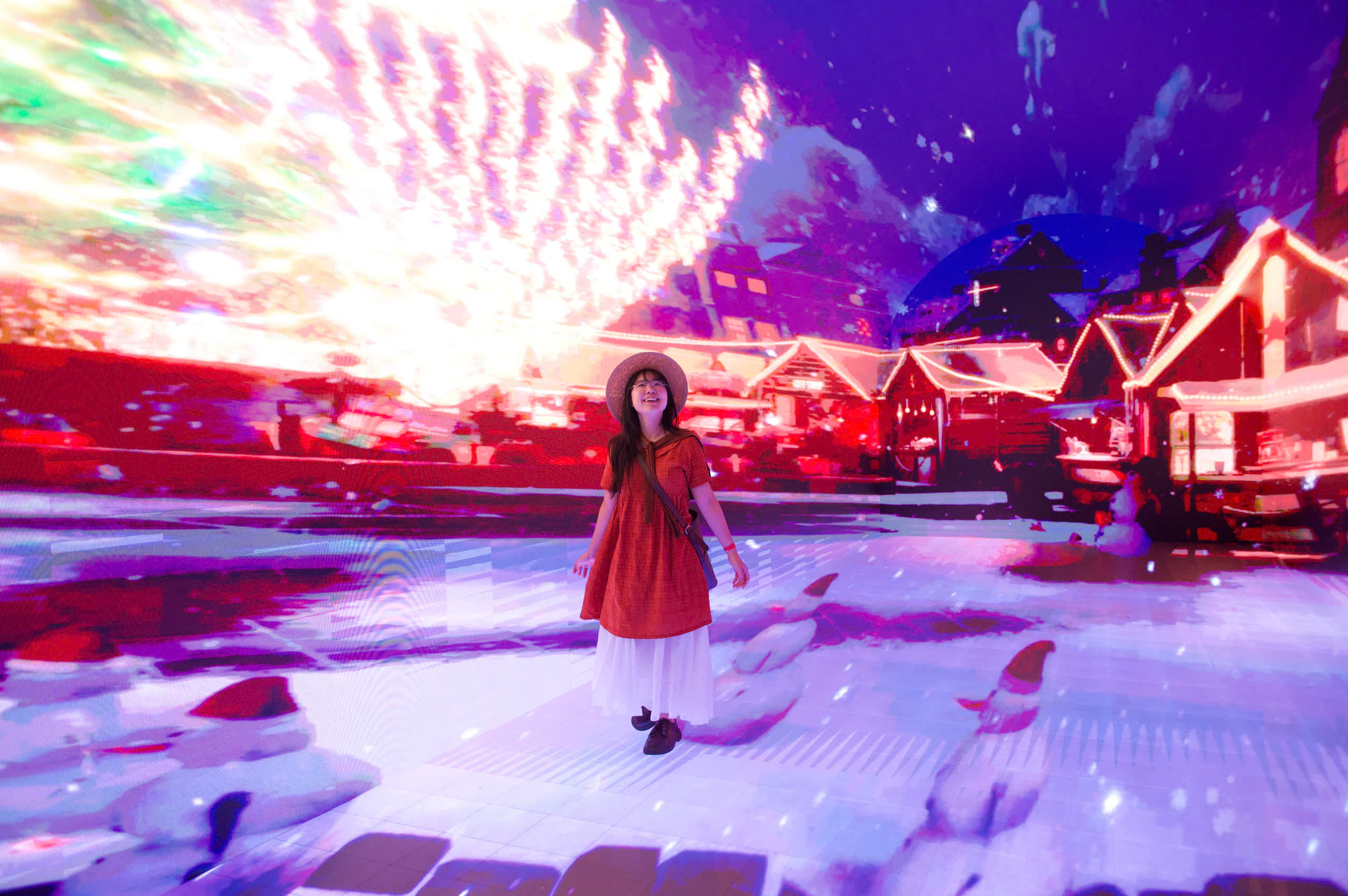 VIDEO: Khám phá căn phòng bí ẩn tại Kuala Lumpur - Ảnh 2.