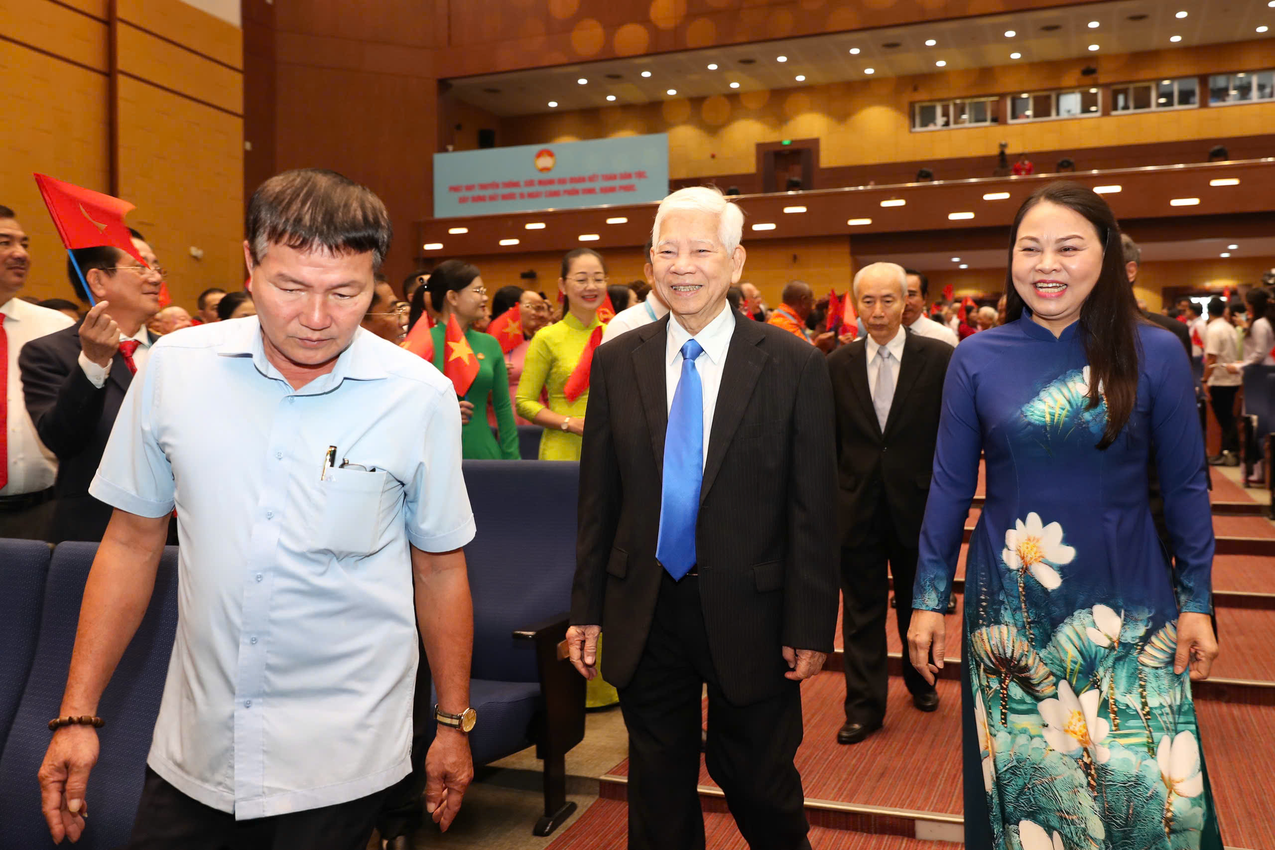 Chùm ảnh: Lãnh đạo Trung ương, TPHCM đến dự Đại hội đại biểu MTTQ Việt Nam TPHCM - Ảnh 1.