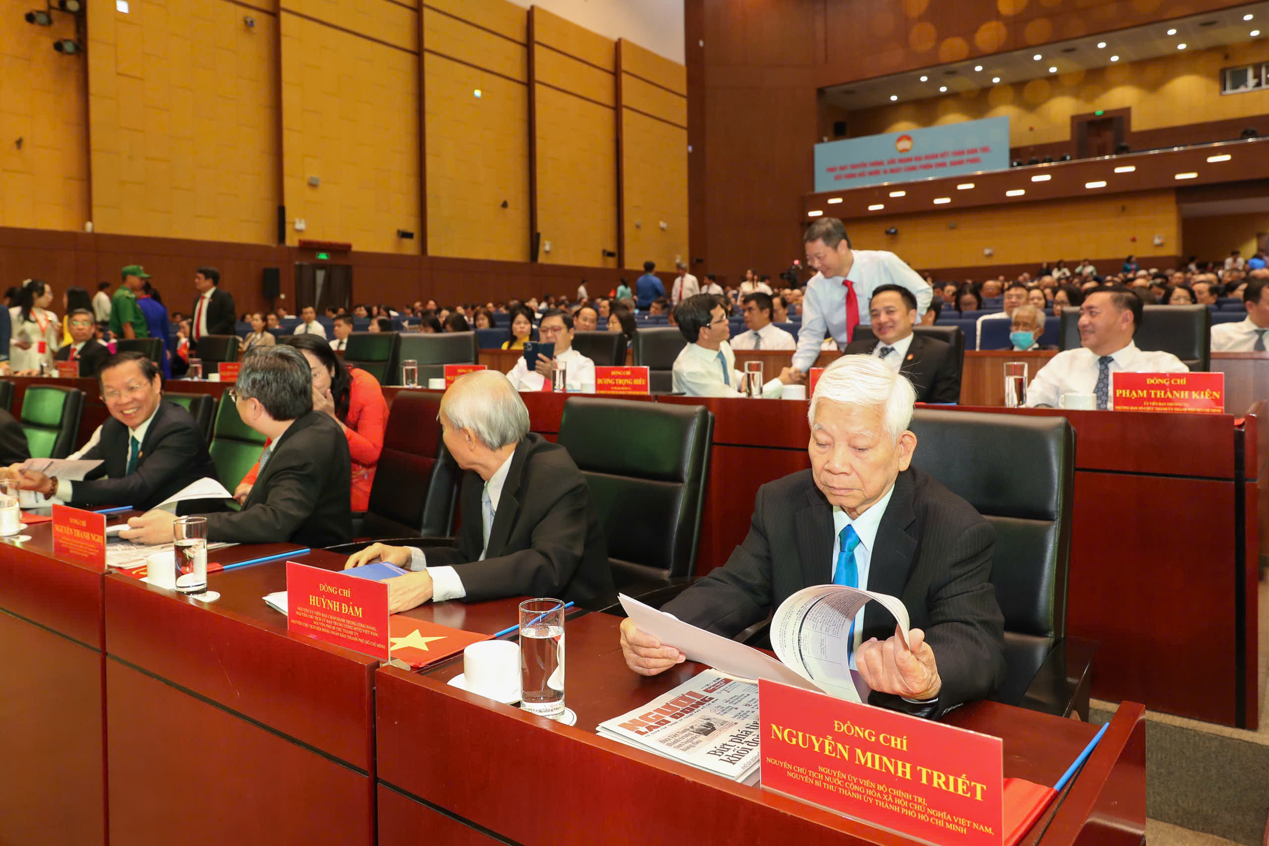 Chùm ảnh: Lãnh đạo Trung ương, TPHCM đến dự Đại hội đại biểu MTTQ Việt Nam TPHCM - Ảnh 2.