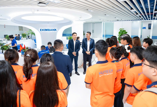 THIẾU HỤT LAO ĐỘNG LÀNH NGHỀ (*): Lời giải từ doanh nghiệp - Ảnh 1. THIẾU HỤT LAO ĐỘNG LÀNH NGHỀ (*): Lời giải từ doanh nghiệp - Ảnh 1.