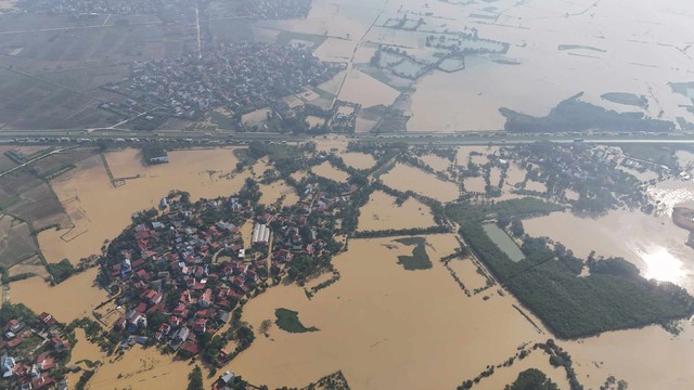 Từ lịch sử trị thủy qua các triều đại tới hành lang thoát lũ dữ ngày nay - Ảnh 3.