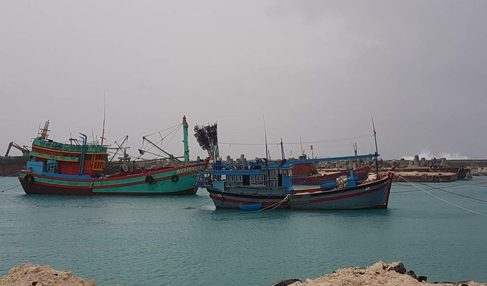 Ứng phó bão Kalmaegi rất mạnh, Thủ tướng chỉ đạo lường trước kịch bản xấu nhất - Ảnh 1.