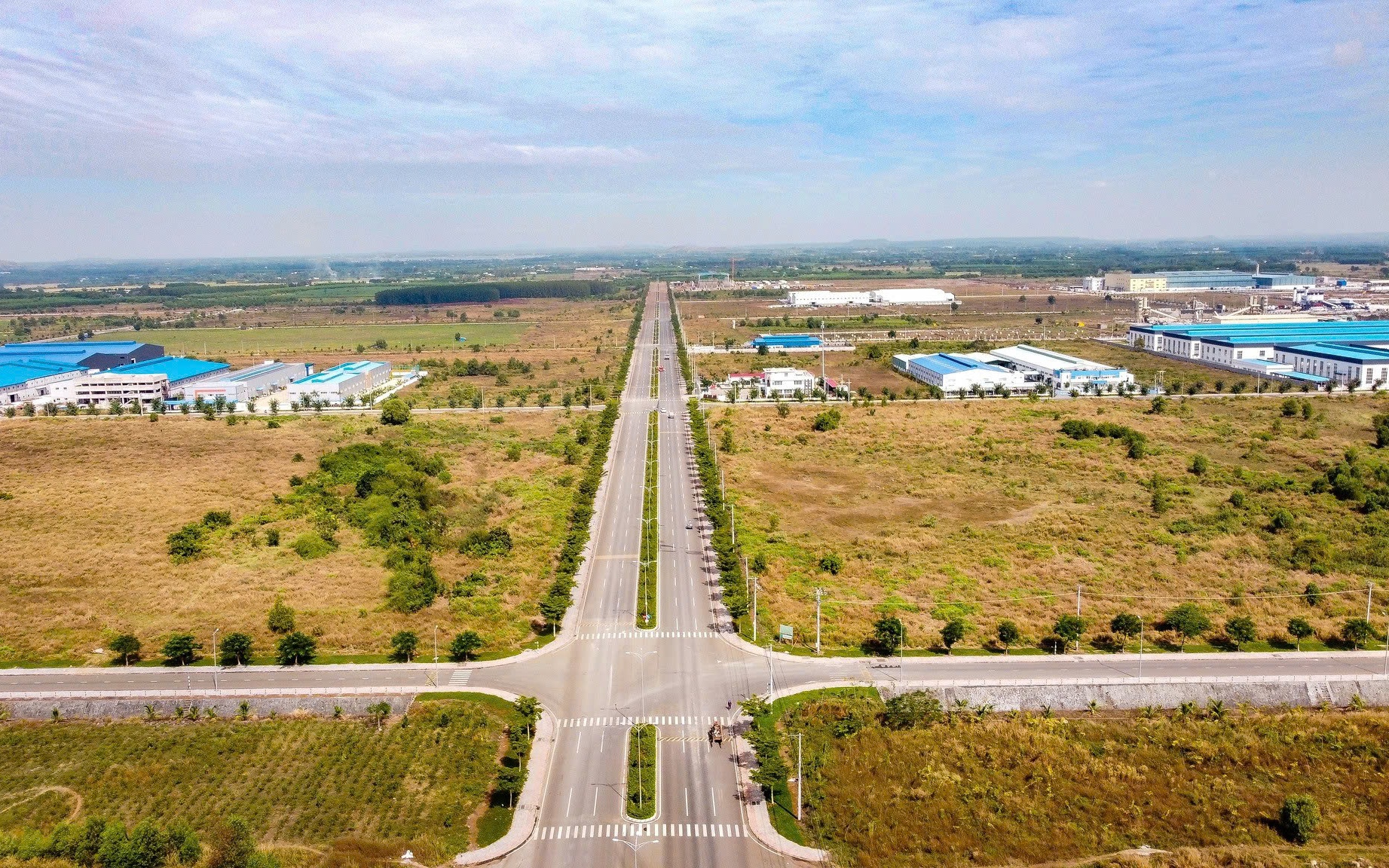 - Ảnh 2. - Ảnh 2.