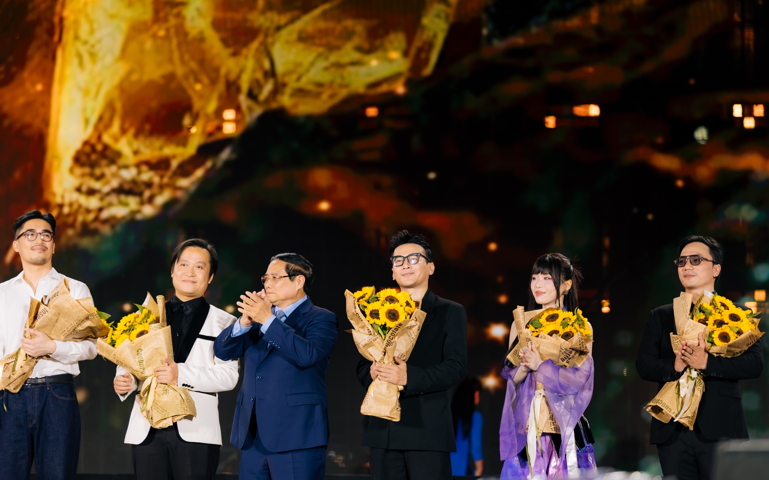 Han Sara được đề cử cùng G-Dragon, Jisoo, Jennie, Rosé… - Ảnh 1.