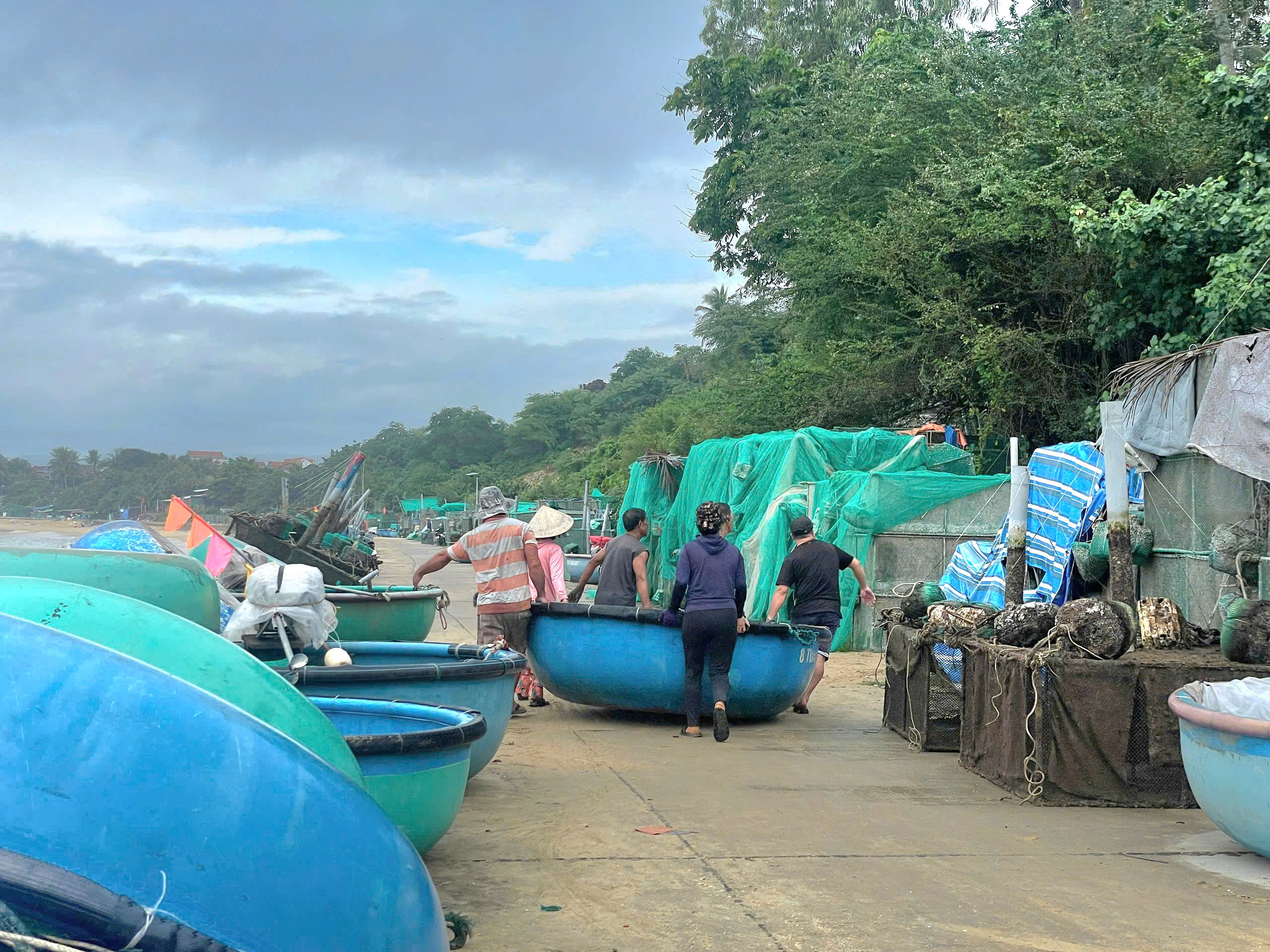 - Ảnh 2. - Ảnh 2.