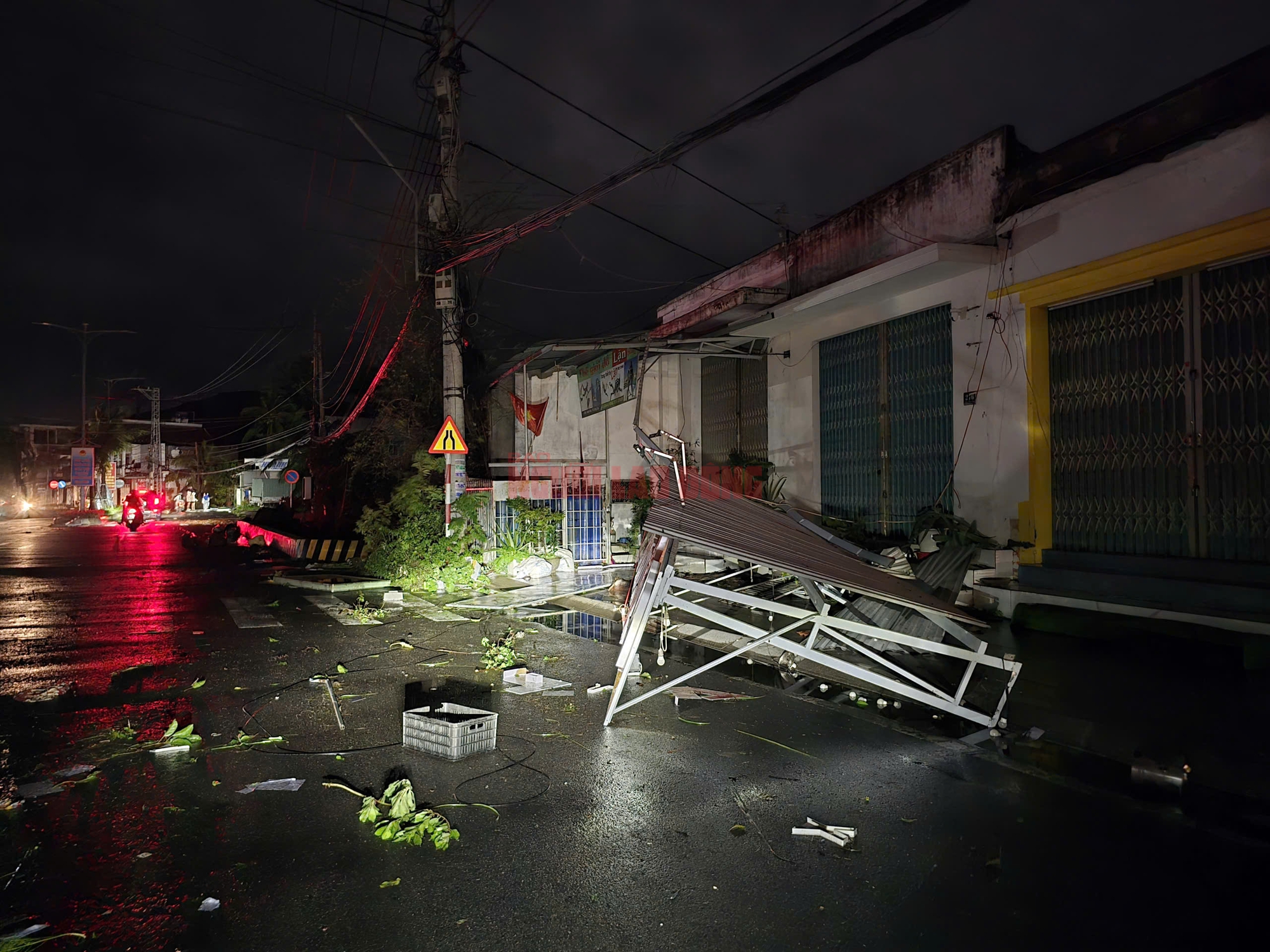 - Ảnh 6. - Ảnh 6.