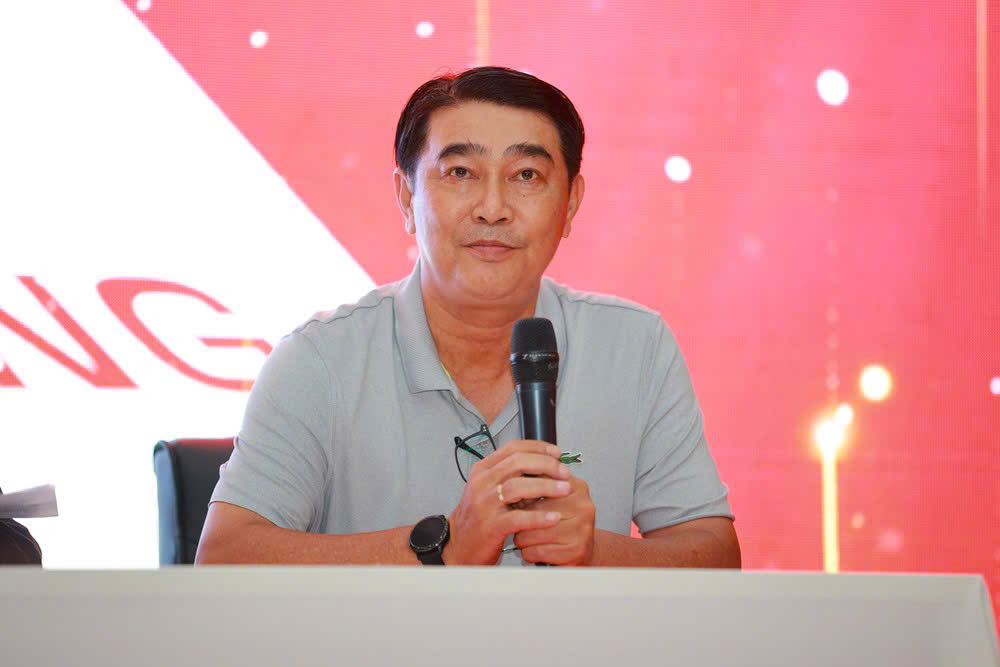 Quả bóng vàng Việt Nam 2025: Dấu mốc 30 năm tôn vinh những ngôi sao bóng đá - Ảnh 3.