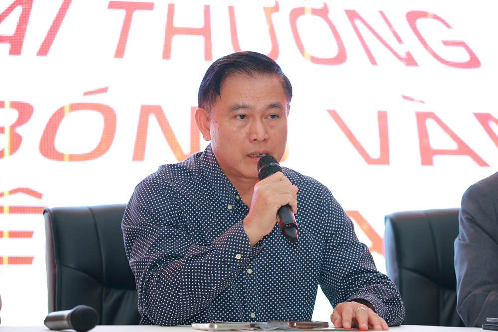 Quả bóng vàng Việt Nam 2025: Dấu mốc 30 năm tôn vinh những ngôi sao bóng đá - Ảnh 4.