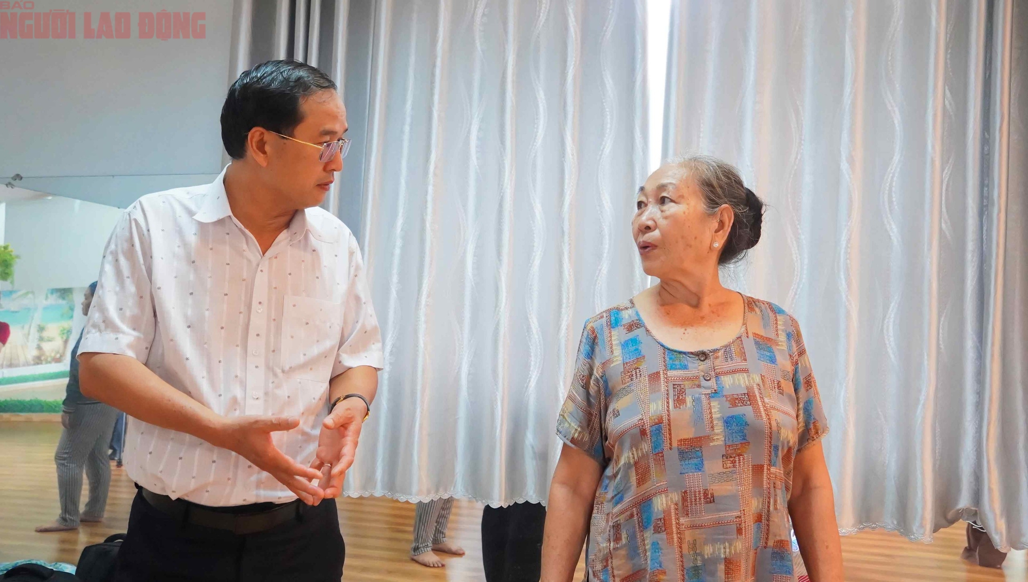 Cận cảnh khu vực nguy cơ sạt lở khiến 81 người ở Vũng Tàu phải di dời trong đêm - Ảnh 11.