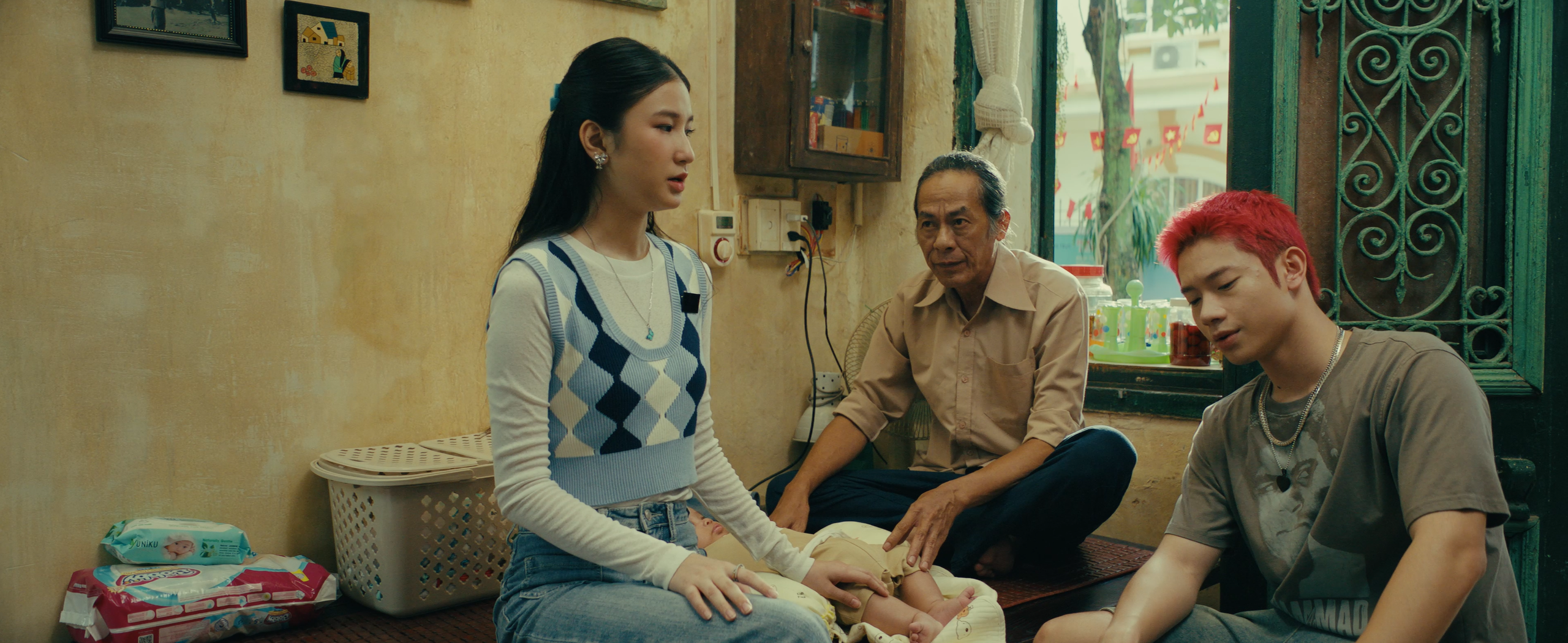 Phim có Tuấn Hưng, con NSND Trần Lực, NSƯT Chiều Xuân đổi tên - Ảnh 10.