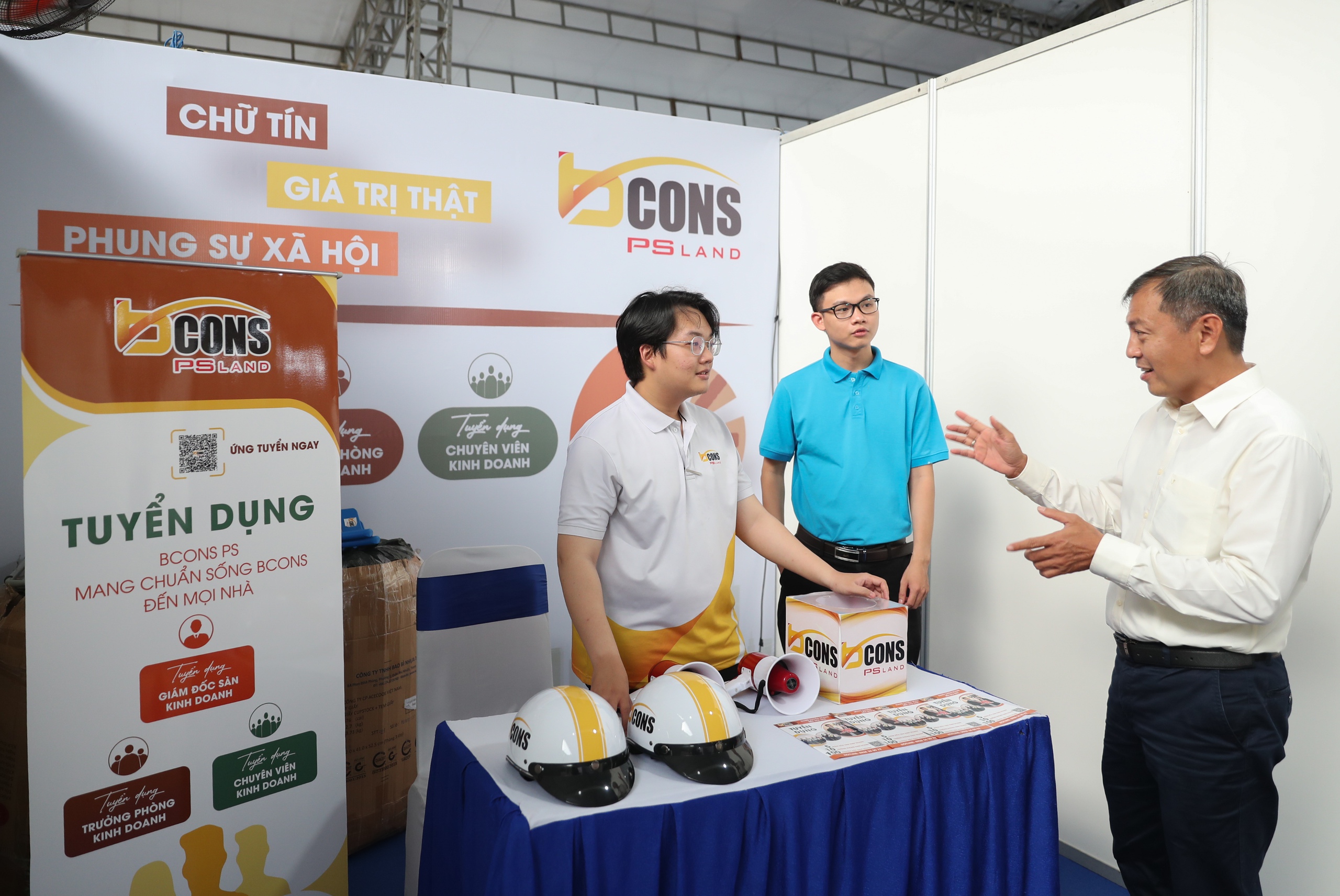 Không khí rộn ràng trước ngày khai mạc Job Link 2025 - Ảnh 7.