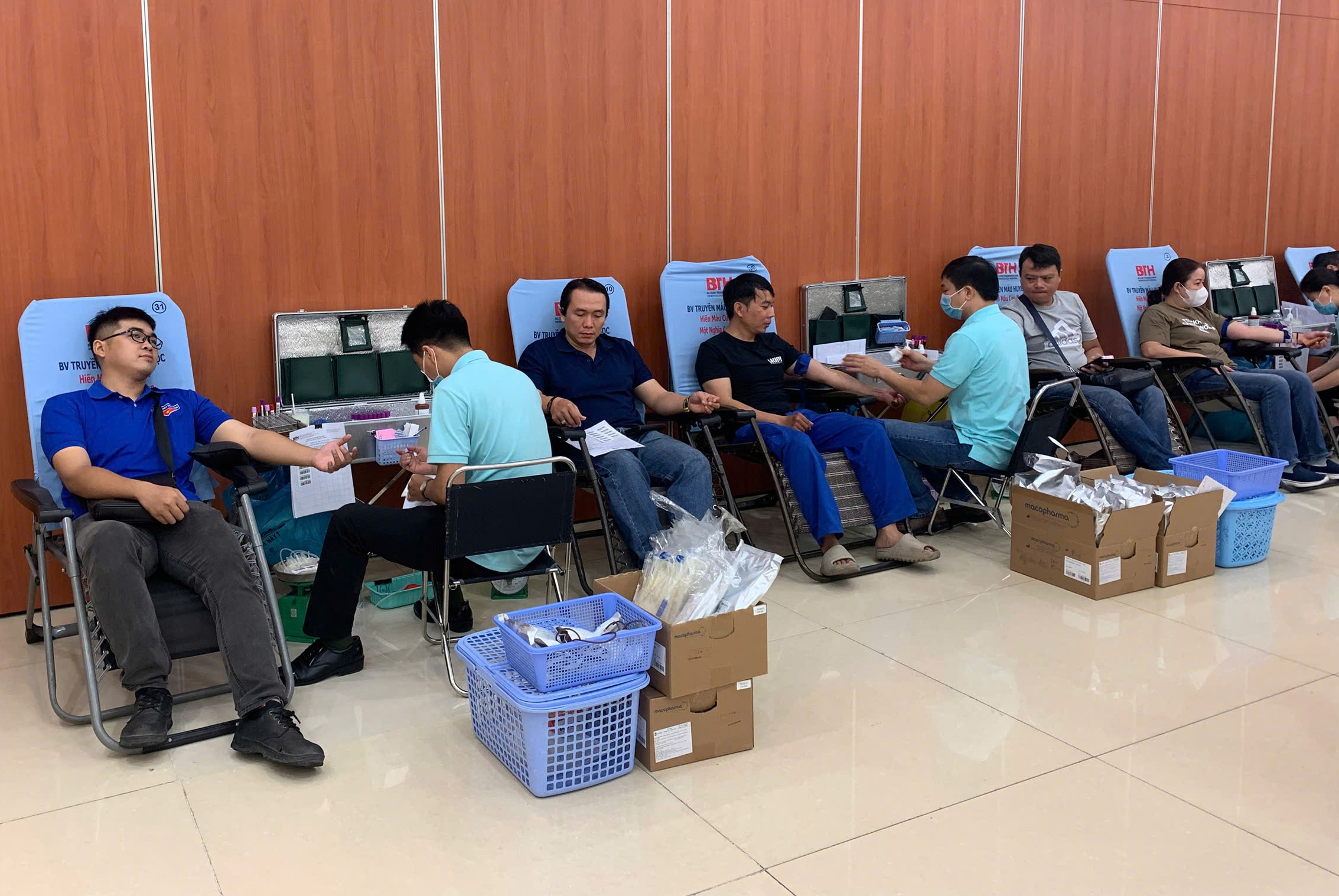 Hiến máu - Ảnh 1.