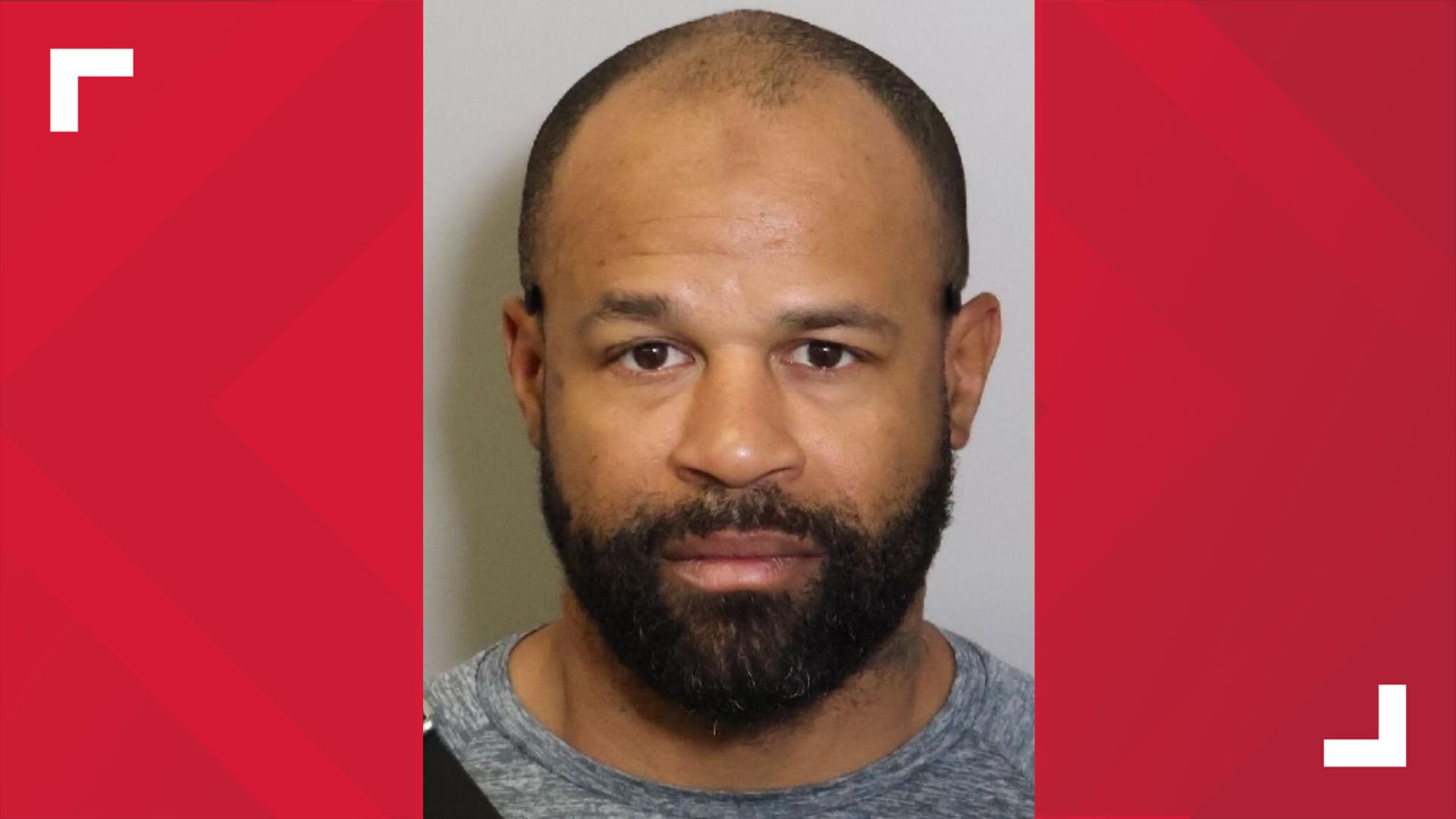 Cảnh sát California bắt cô gái gốc Việt nghi đồng phạm vụ nổ súng khiến hai người chết - Ảnh 1. Cảnh sát California bắt cô gái gốc Việt nghi đồng phạm vụ nổ súng khiến hai người chết - Ảnh 1.