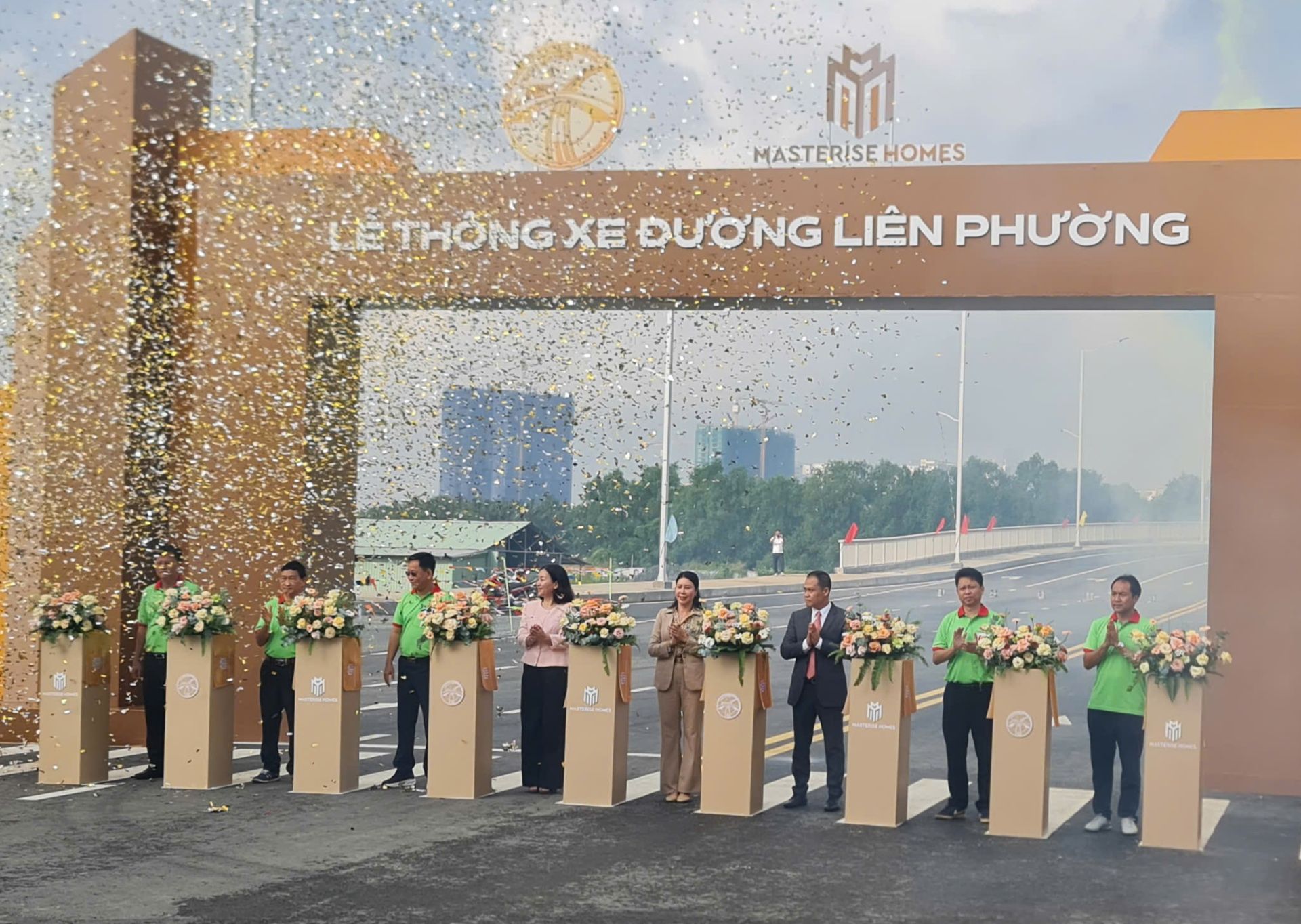 Thông xe đường Liên Phường tại TP HCM giảm áp lực giao thông nút giao An Phú - Ảnh 1.