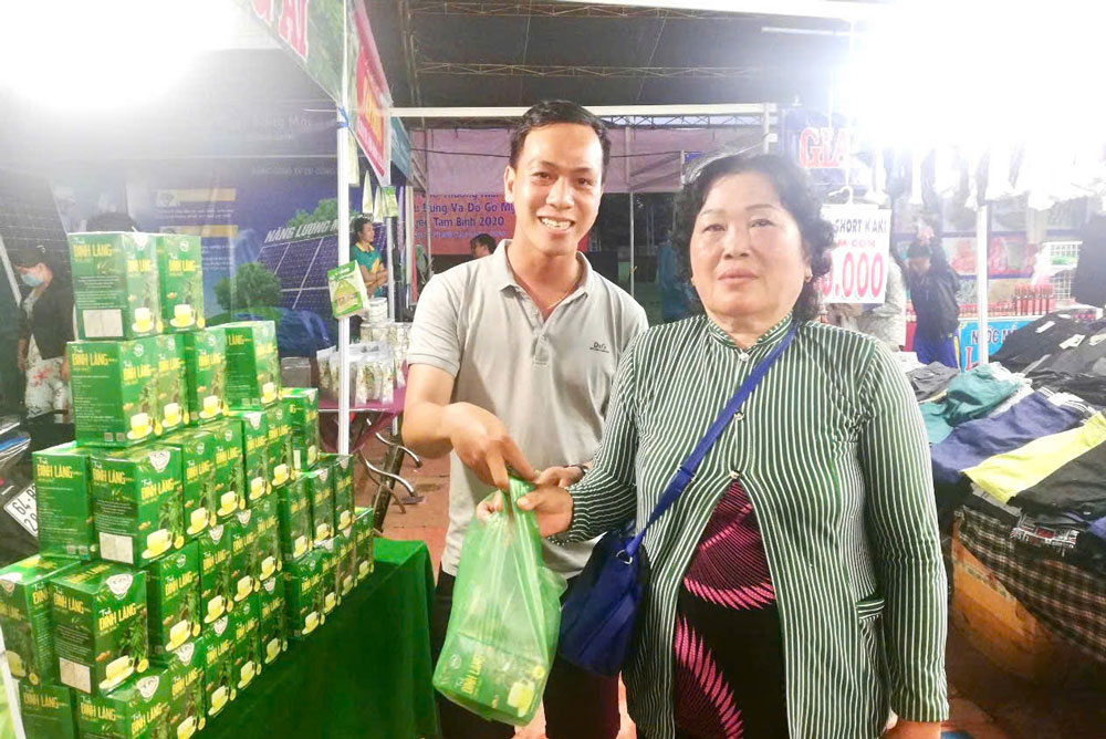 - Ảnh 1. - Ảnh 1.