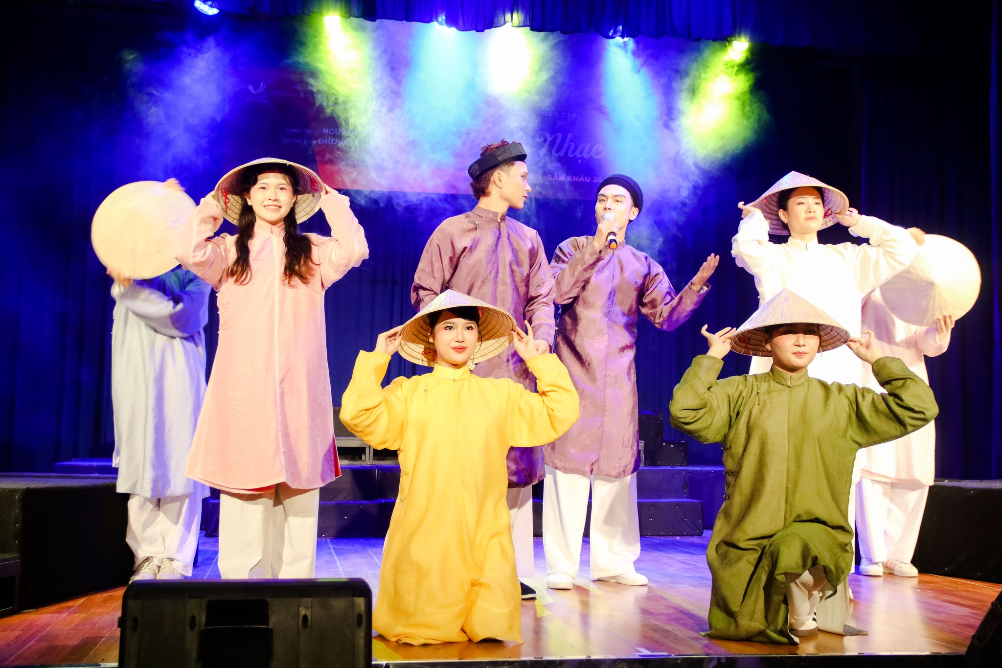 Khởi động Cuộc thi "Sinh viên Thanh lịch 2025–2026" của Trường Đại học Sân khấu Điện ảnh TP HCM - Ảnh 2.