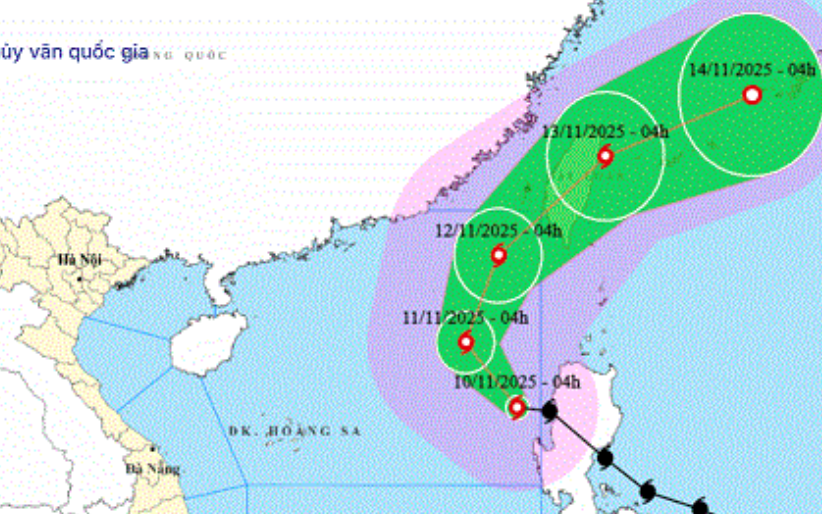 Dốc sức hỗ trợ người dân vùng bão lũ - Ảnh 4.
