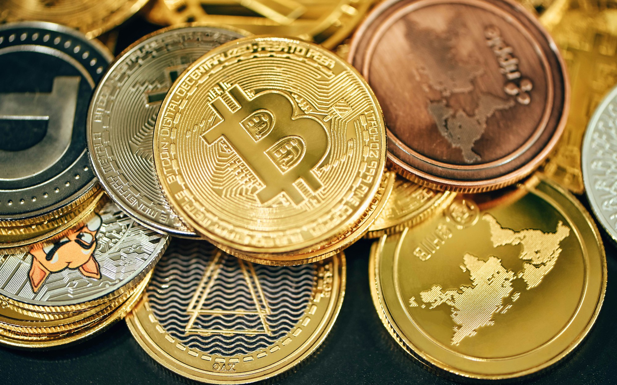 Thị trường tiền số hôm nay, 10-11: Điều gì khiến Bitcoin bất ngờ bật tăng trở lại? - Ảnh 2.