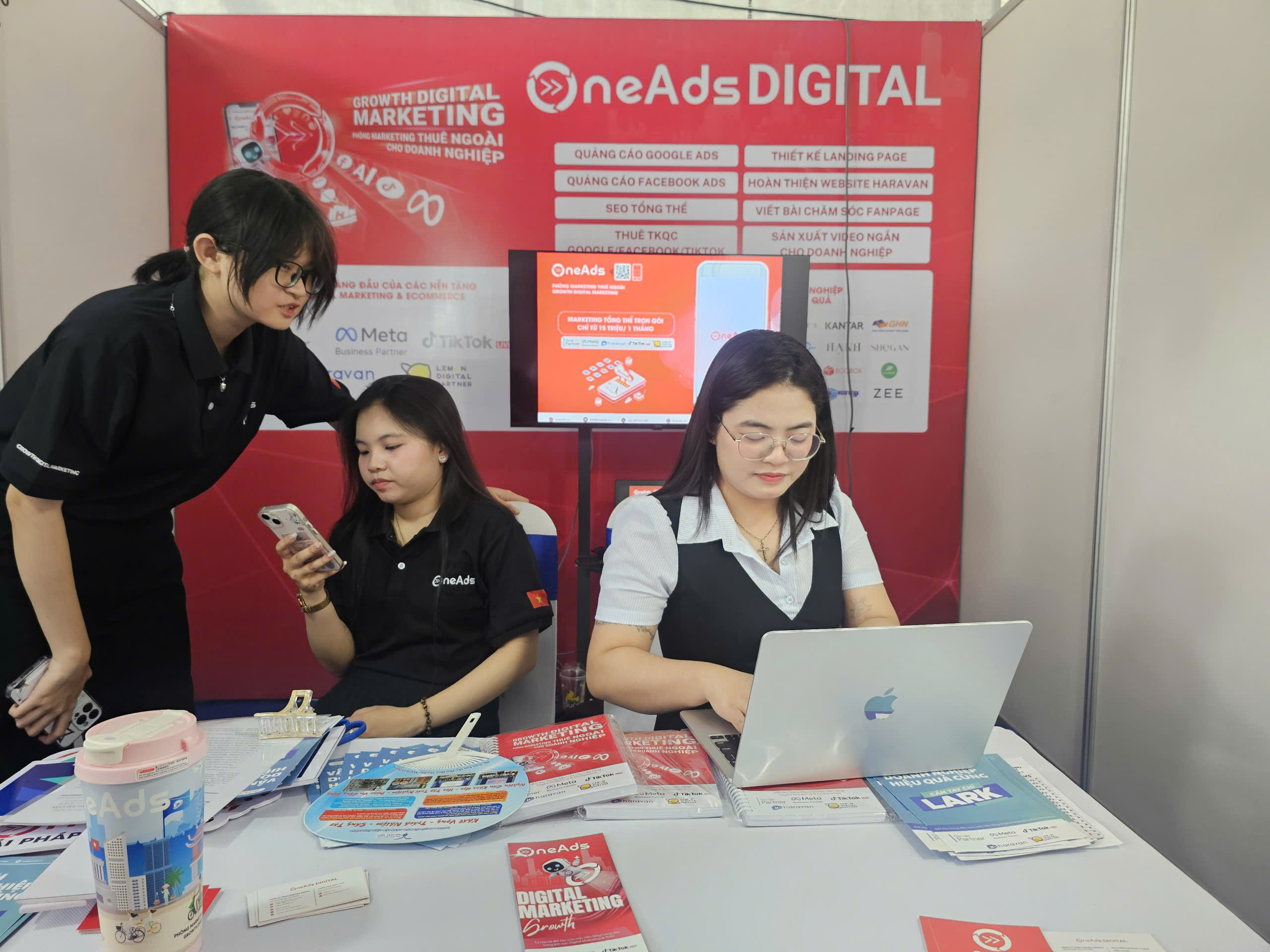 Job Link: Bí mật giúp nhận việc nhanh hơn cả trăm hồ sơ online - Ảnh 9.